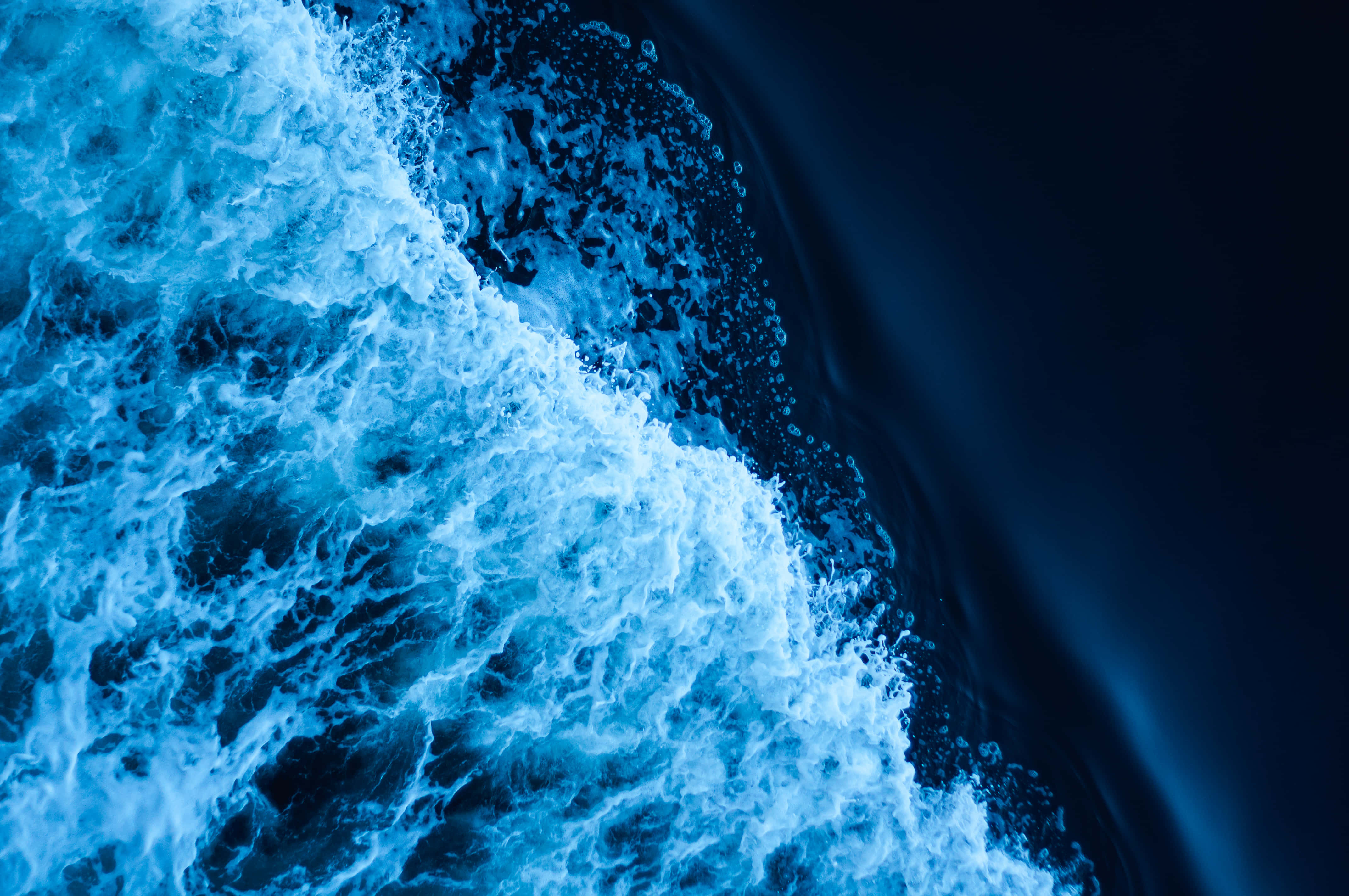 blue water, ocean waves, dark water, 4K Desktop Wallpaper