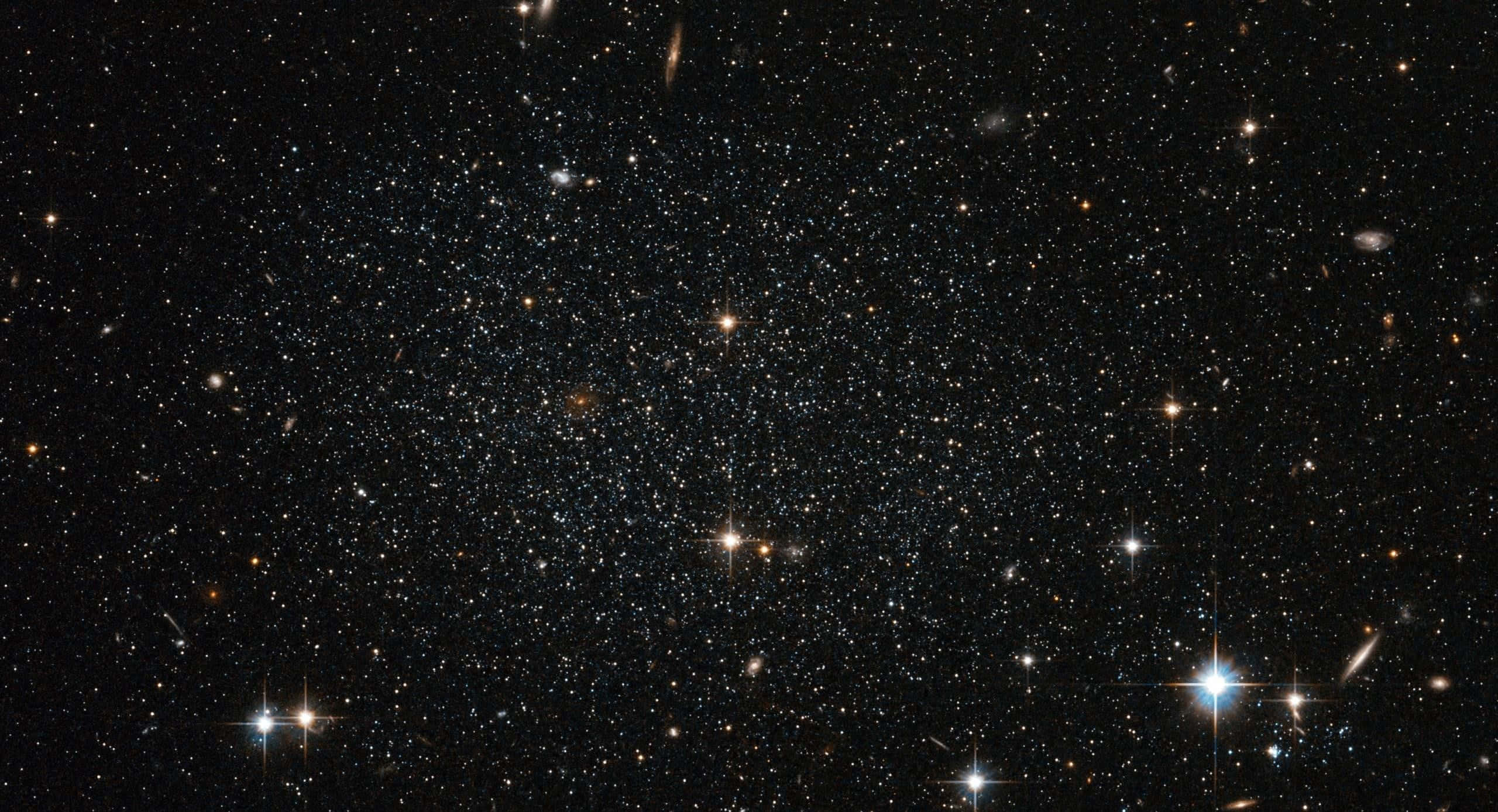 Dark Galaxy, 2560 x 1388, starfield, 2K Desktop Wallpaper