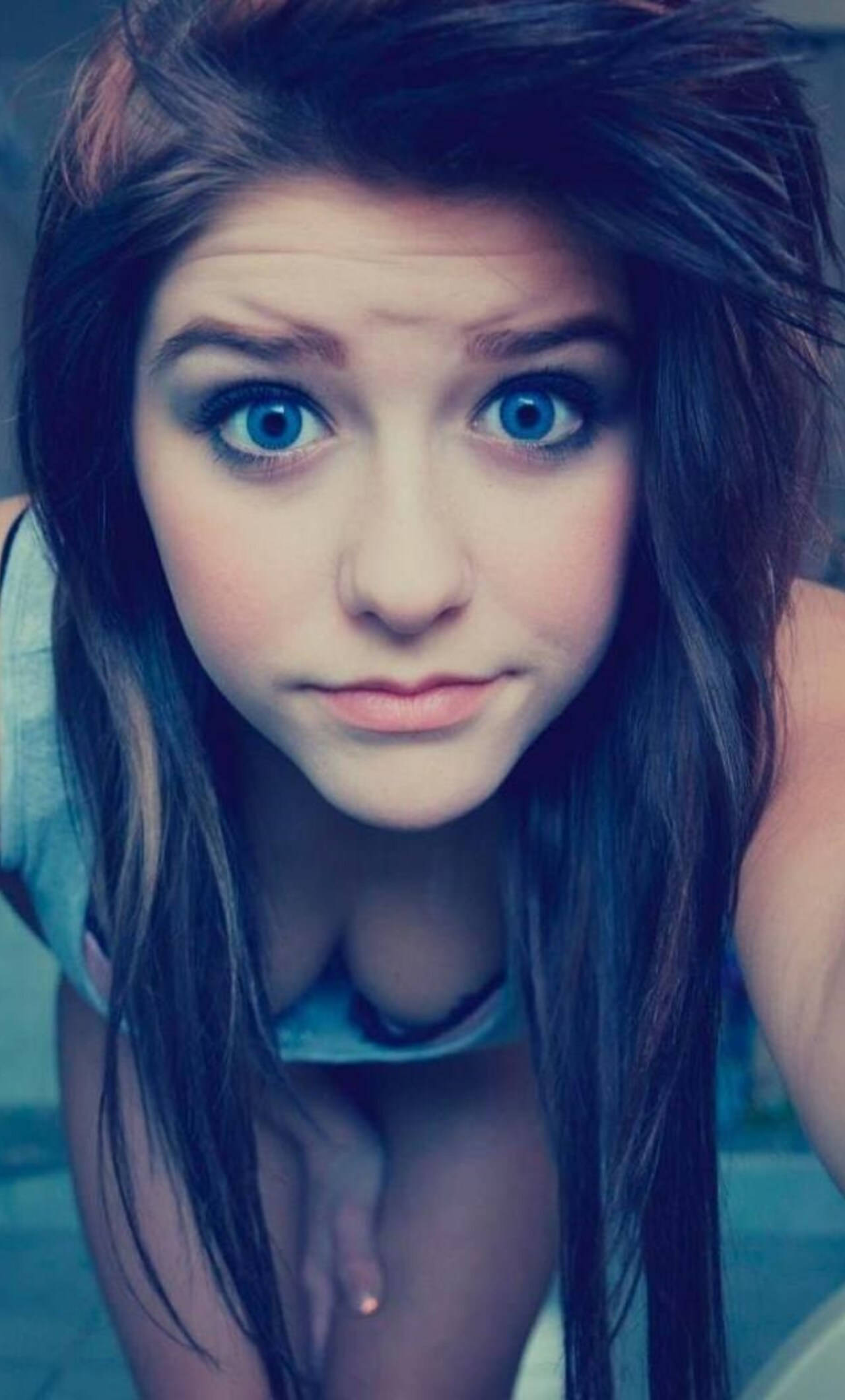 beautiful teenage girl emo, young woman, striking blue eyes, Full HD Phone Wallpaper