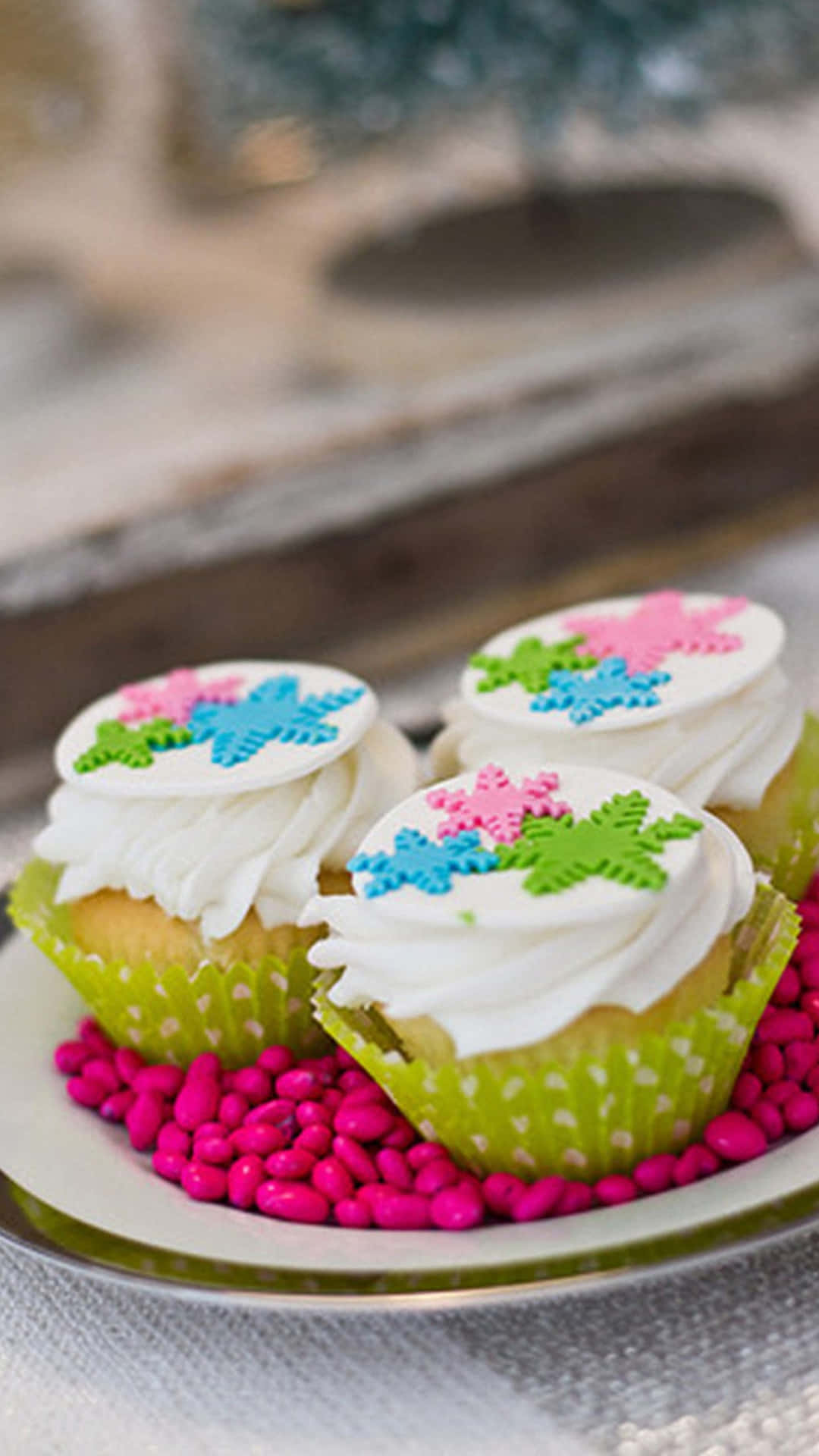 cute food iphone, cupcakes, white frosting, Full HD Phone Wallpaper