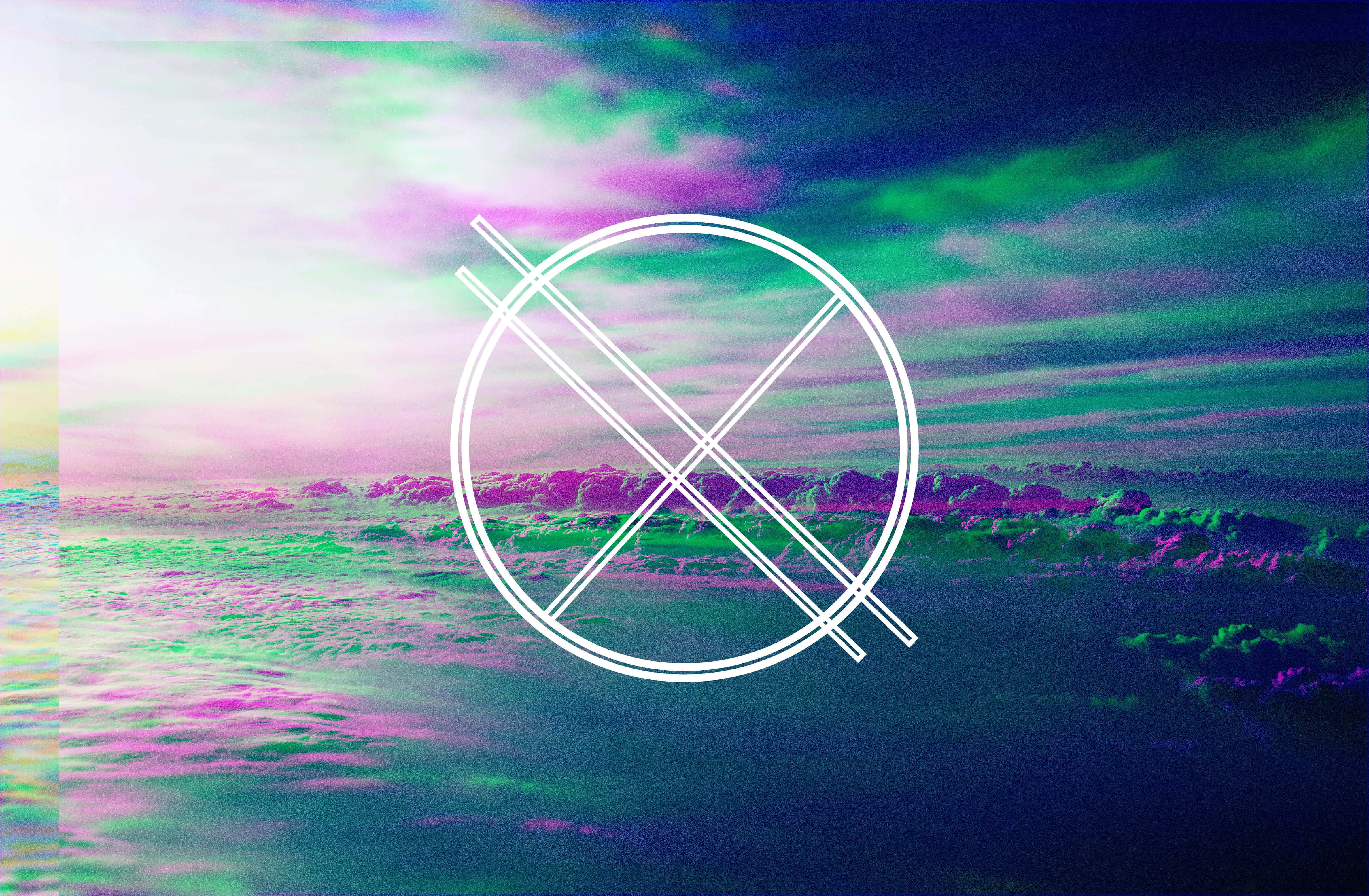 Cute Glitch, glowing white circular logo, neon pink green and blue clouds, 4K Desktop Wallpaper