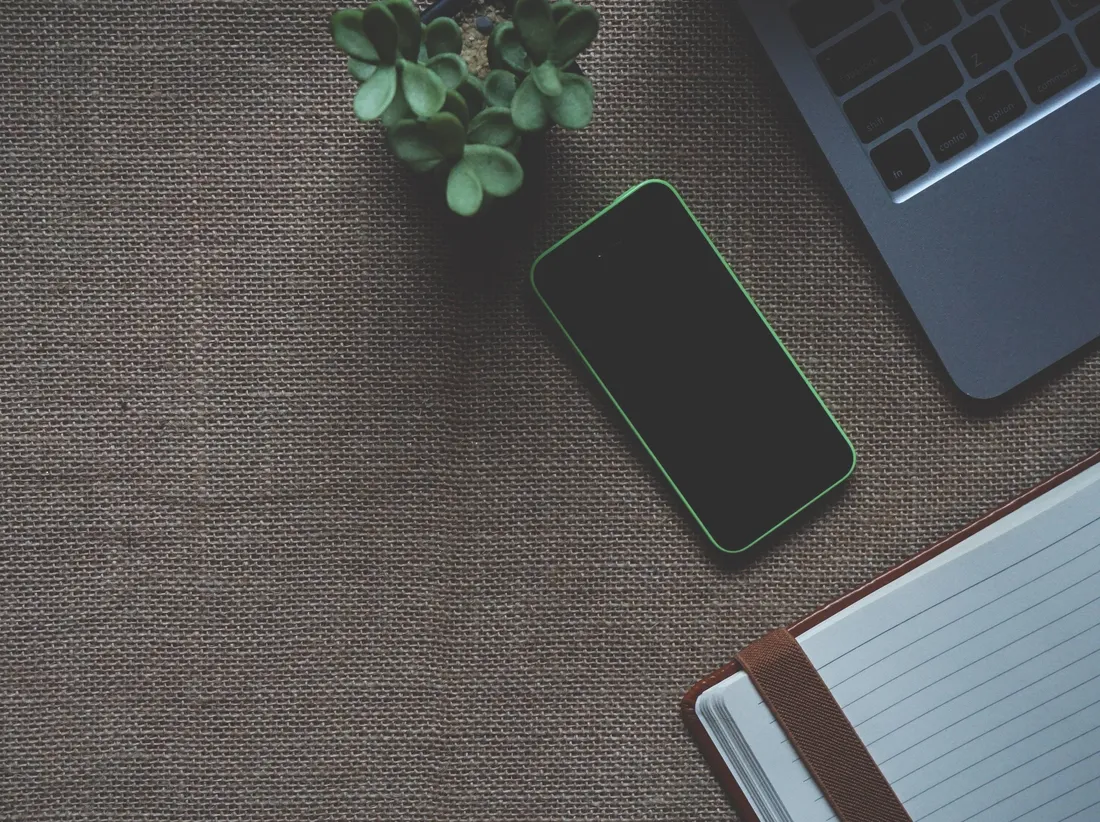 Cute Green iPhone
