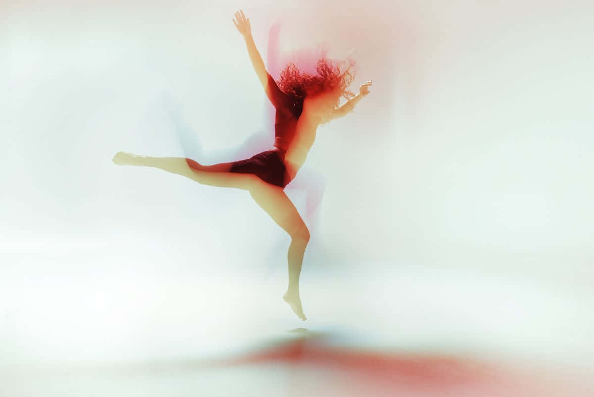 red leotard, motion blur, soft white background, SD Desktop Wallpaper