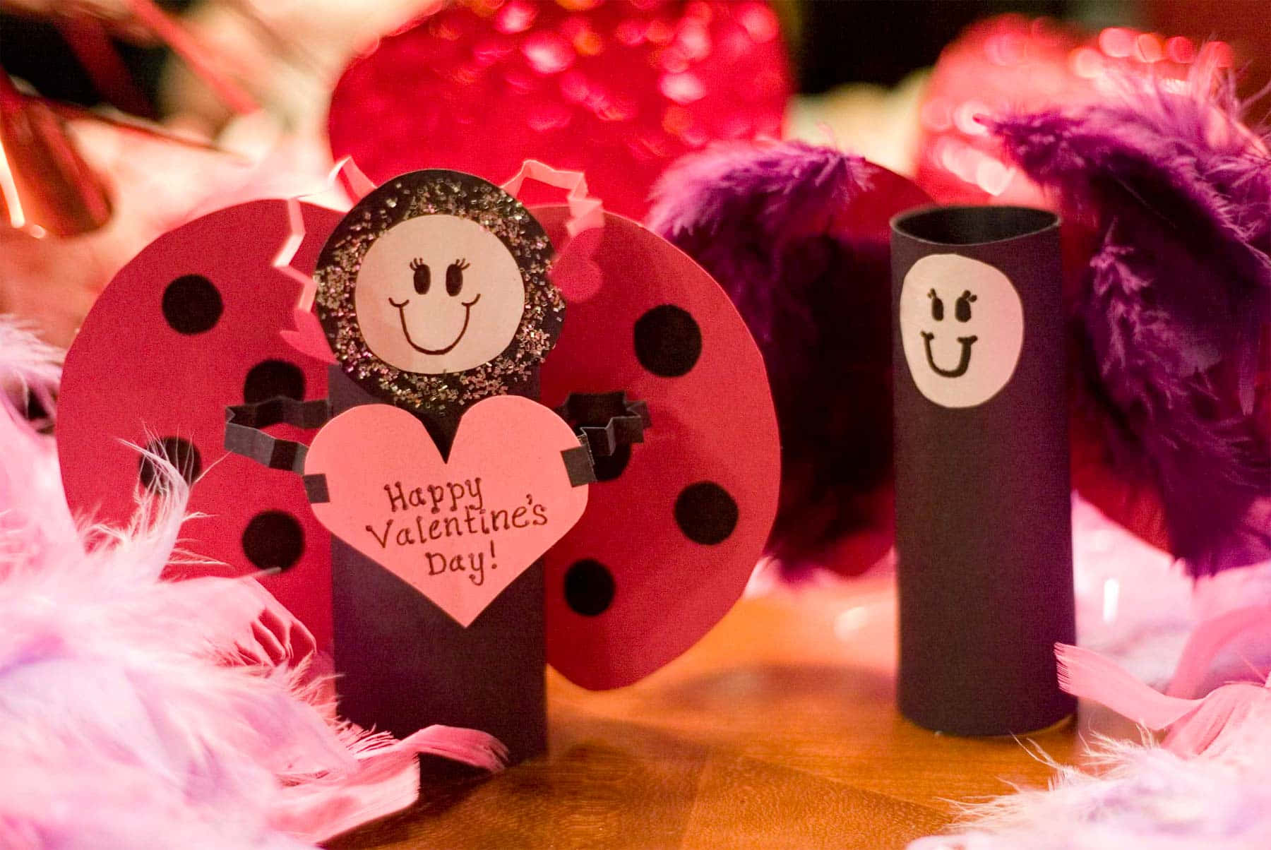 Cute Happy Valentine Ladybug Cutouts, glittery smiley face, heart holding 'Happy Valentine's Day!', HD Desktop Wallpaper