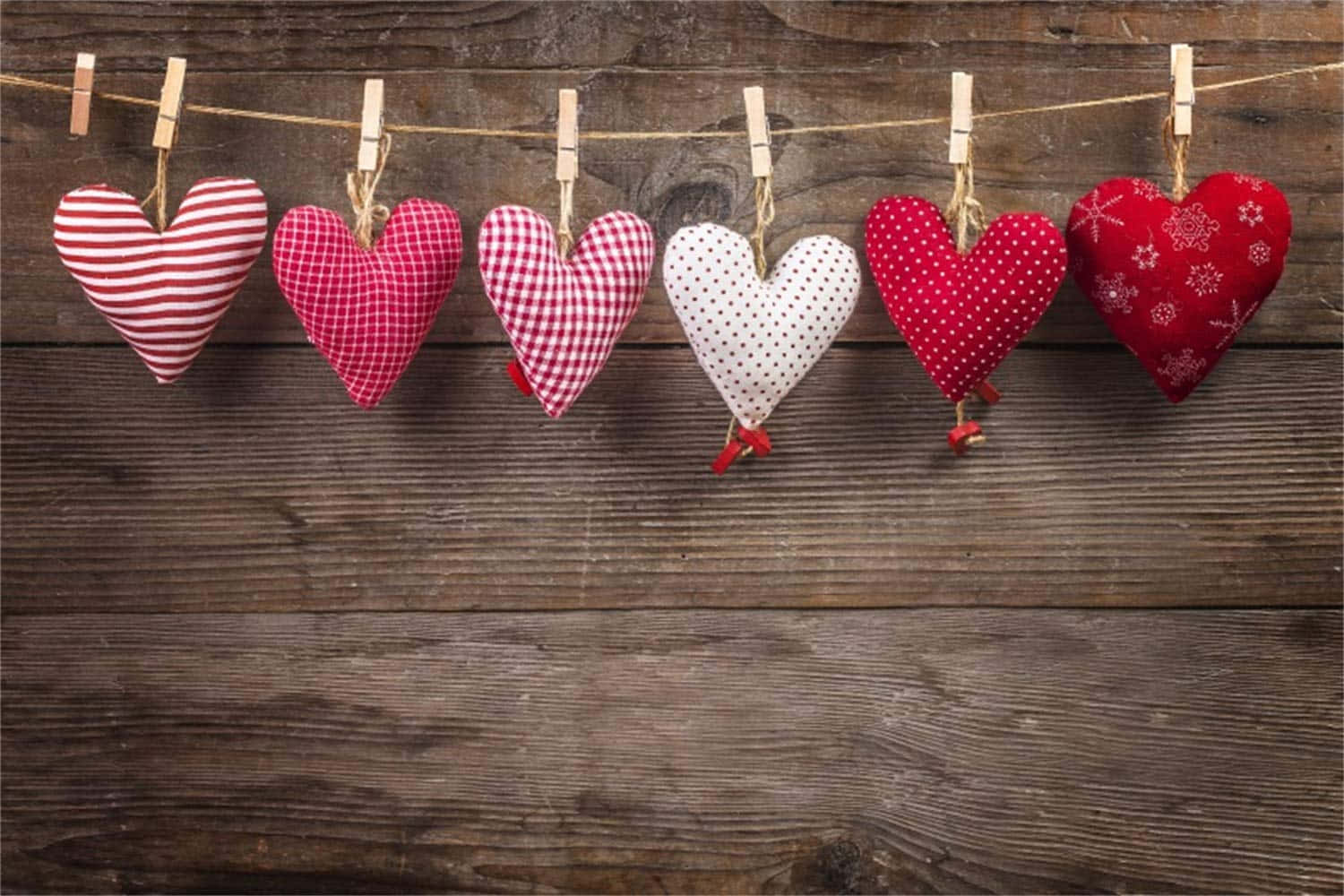 Rustic Valentine Day, fabric hearts, red white and patterned designs, HD Desktop Wallpaper