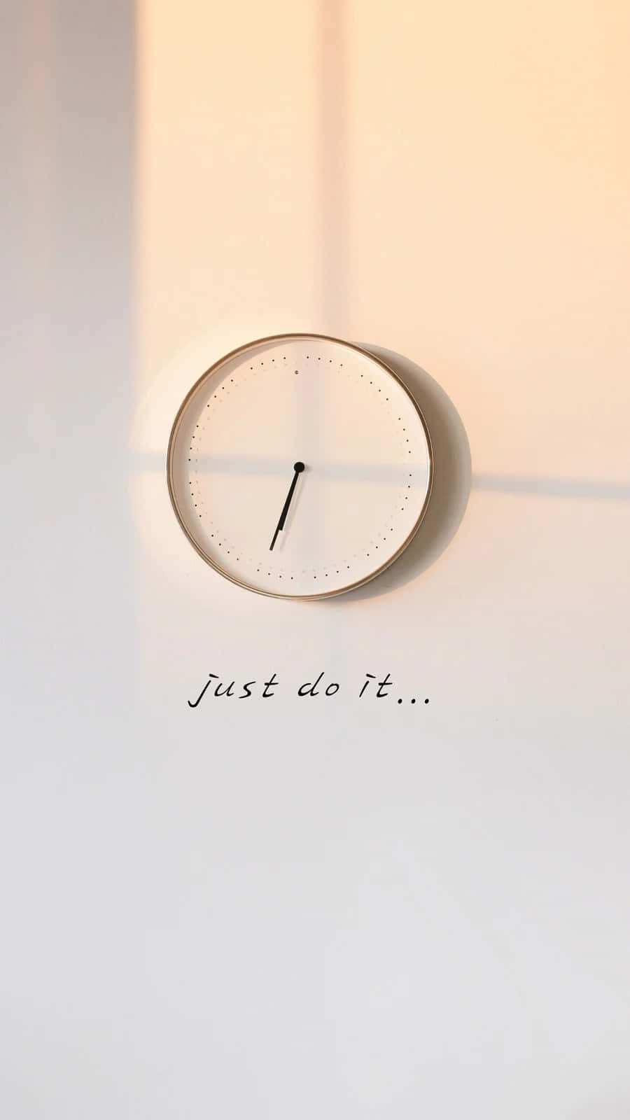 minimalist wall clock, gold rim, black hands, HD Phone Wallpaper