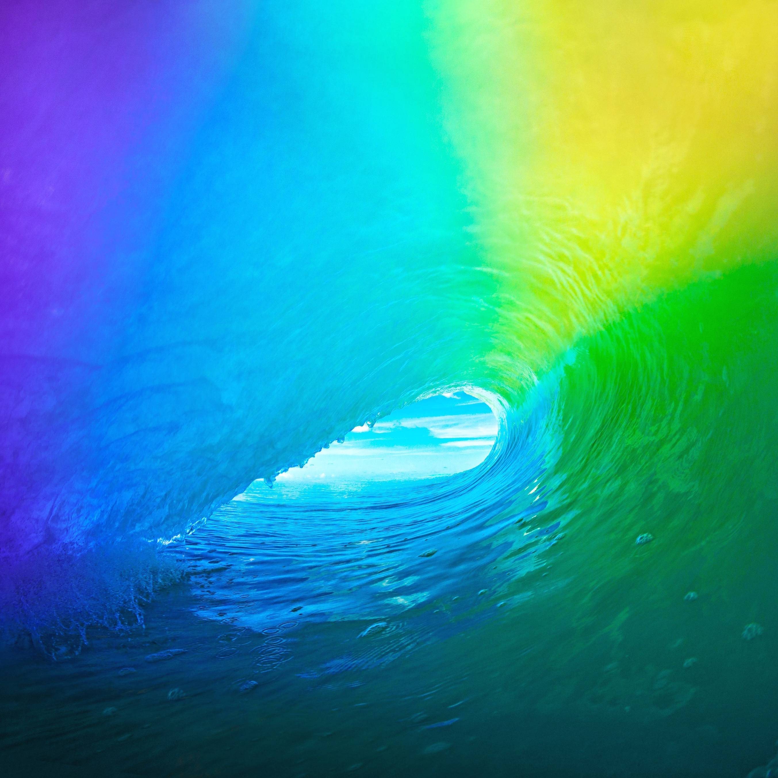 Fascinating Waves, official iPad theme, rainbow-colored ocean wave, 2K Desktop Wallpaper