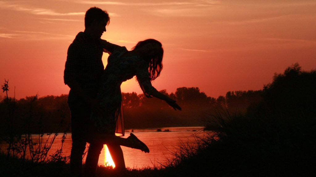 Cute Love, couple dancing, sunset, SD Desktop Wallpaper