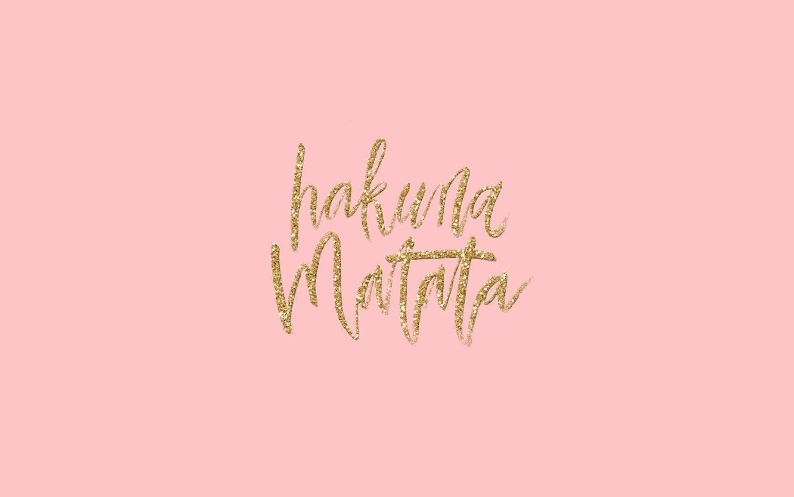 Cute Macbook Pro, Golden glittery 'hakuna matata' script, soft pink background, HD Desktop Wallpaper