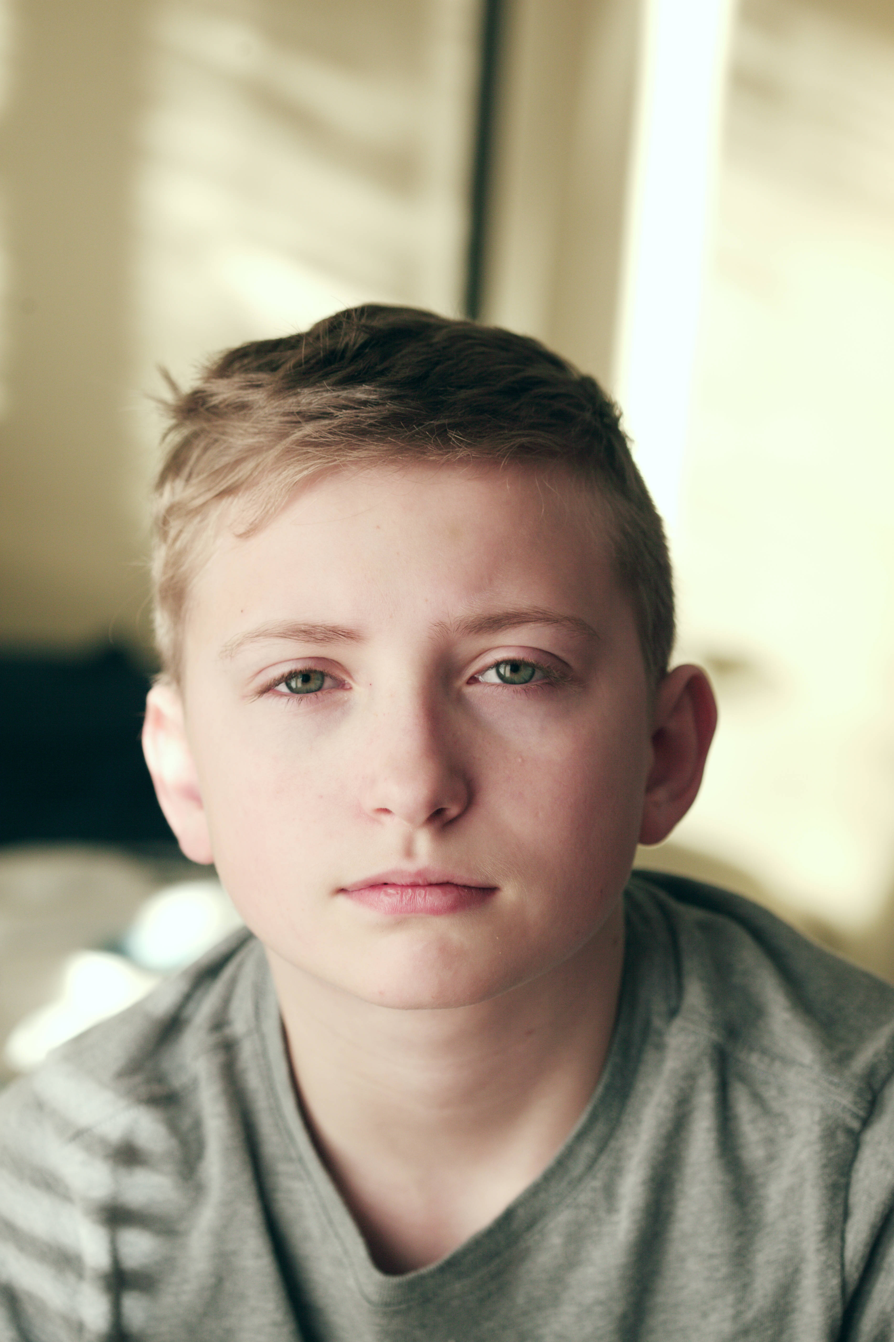 green eyed cool boy, light brown hair, green eyes, 5K Phone Wallpaper