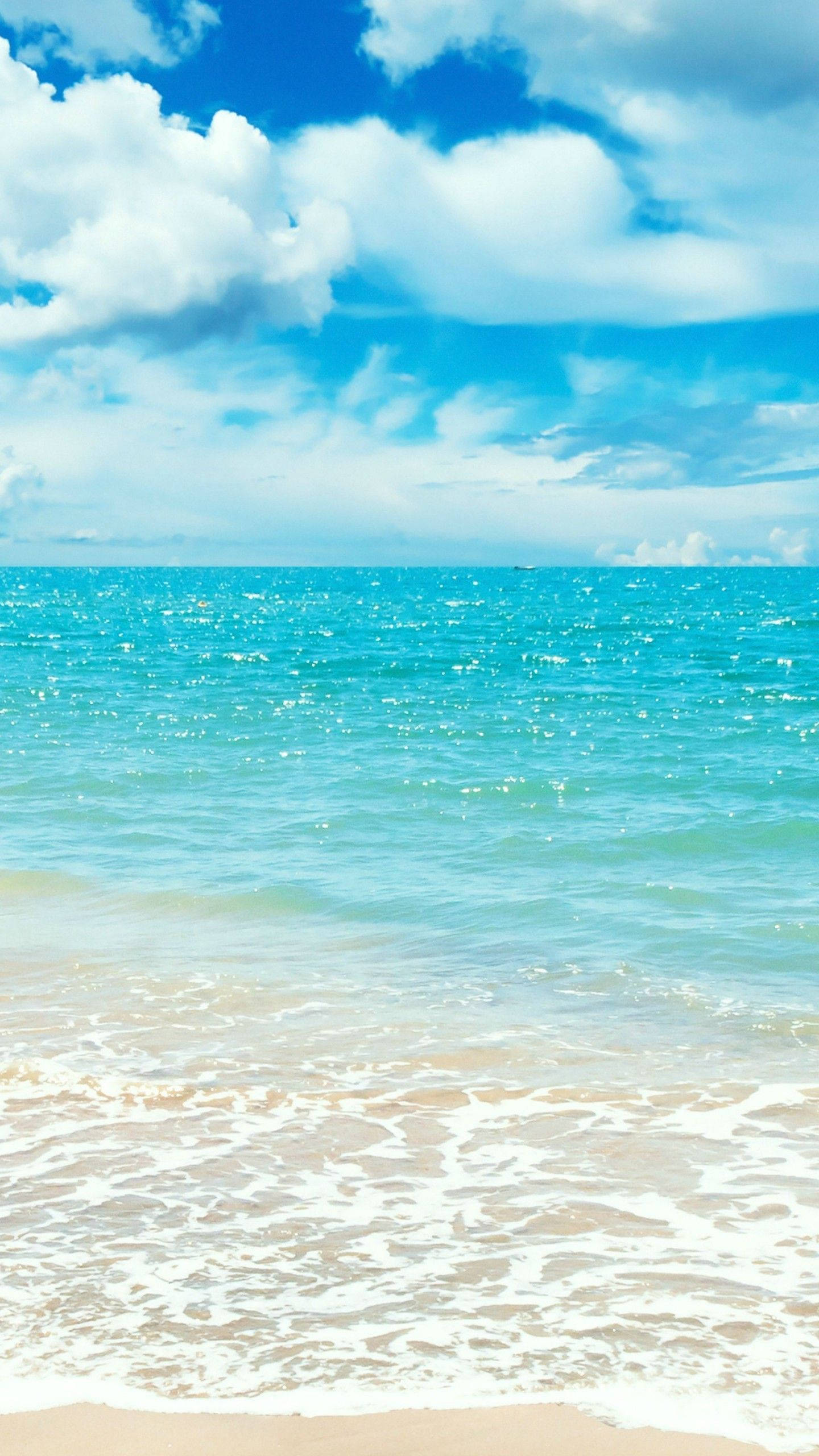 sunny aesthetic ocean, vibrant turquoise ocean, sandy shore, 2K Phone Wallpaper