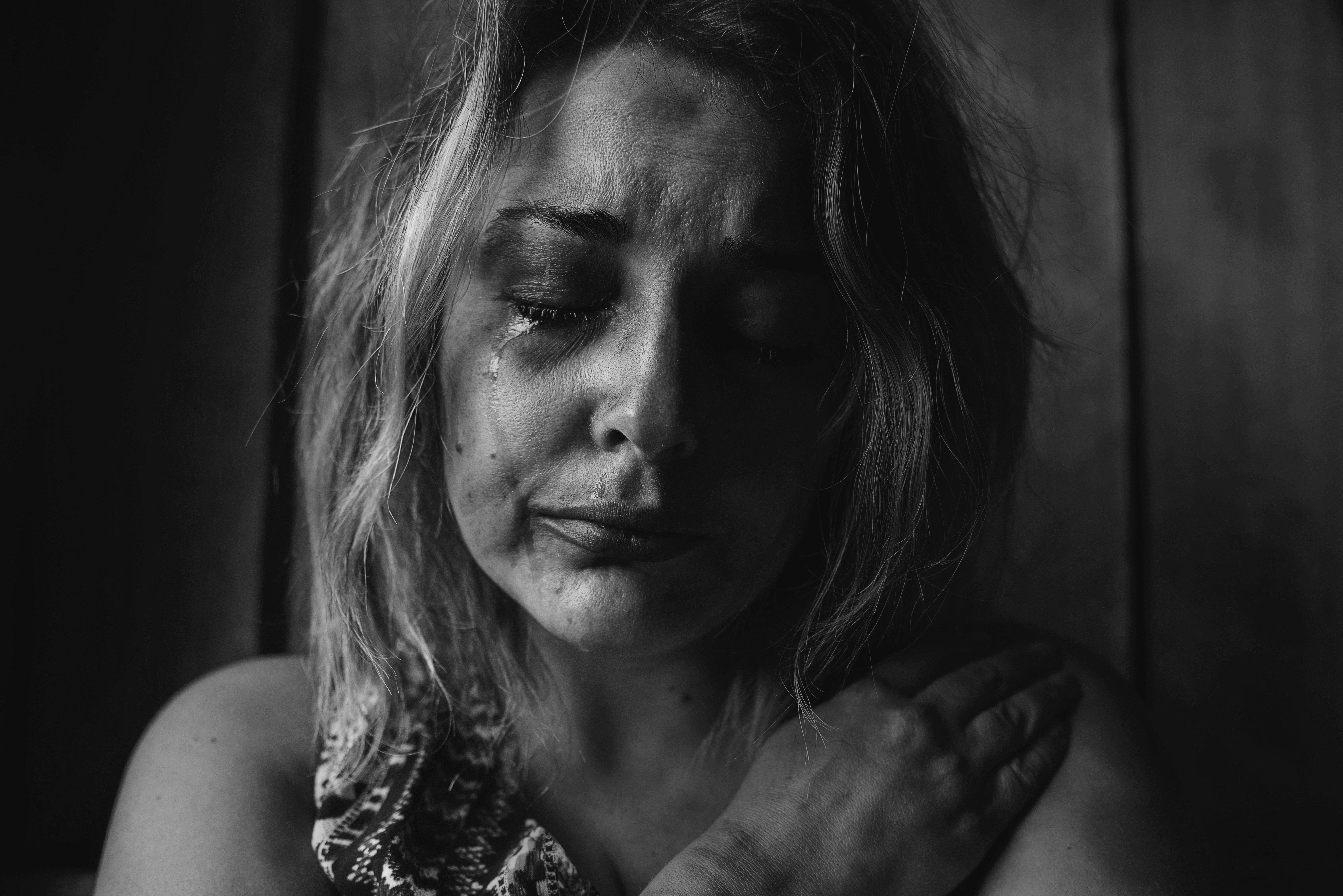 sad girl aesthetic, crying woman, black and white portrait, 5K Desktop Wallpaper