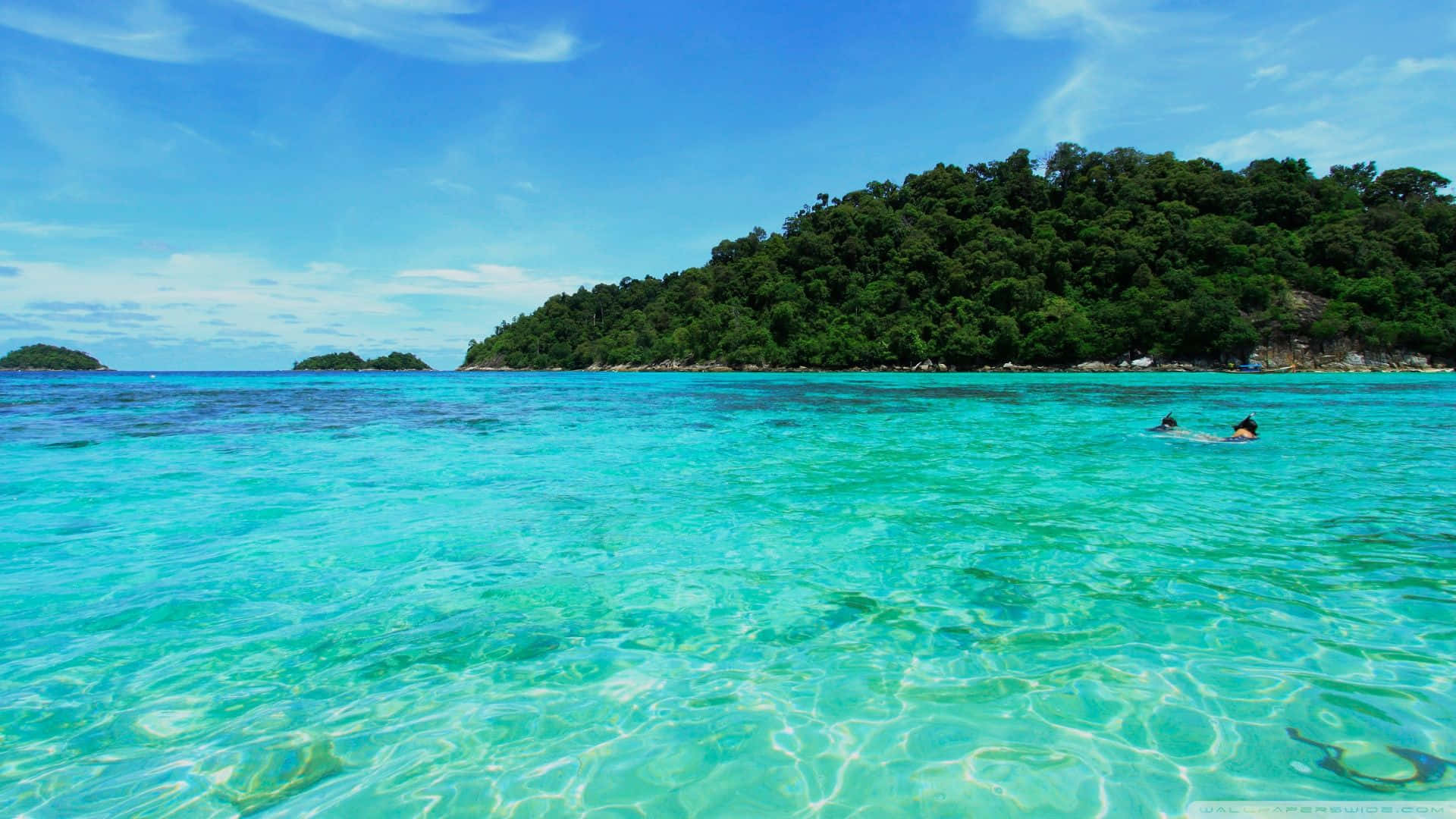 Beautiful Sea, turquoise water, lush green island, Full HD Desktop Wallpaper