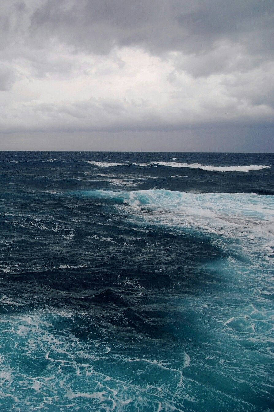 Gloomy Aesthetic Ocean, turbulent ocean, deep blue waves, HD Phone Wallpaper