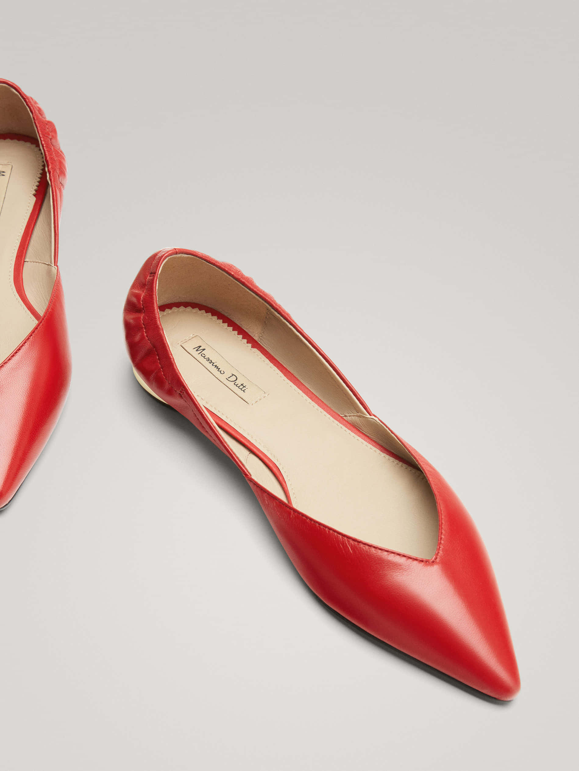 red shoes, glossy red pointed-toe flats, ruched detailing, Full HD Phone Wallpaper