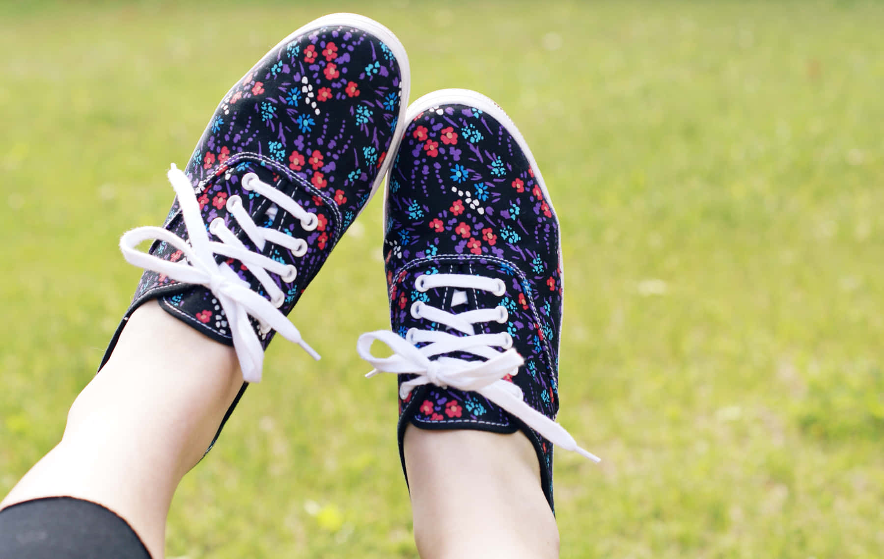 floral-patterned sneakers, vibrant green grass, bright daylight, HD Desktop Wallpaper