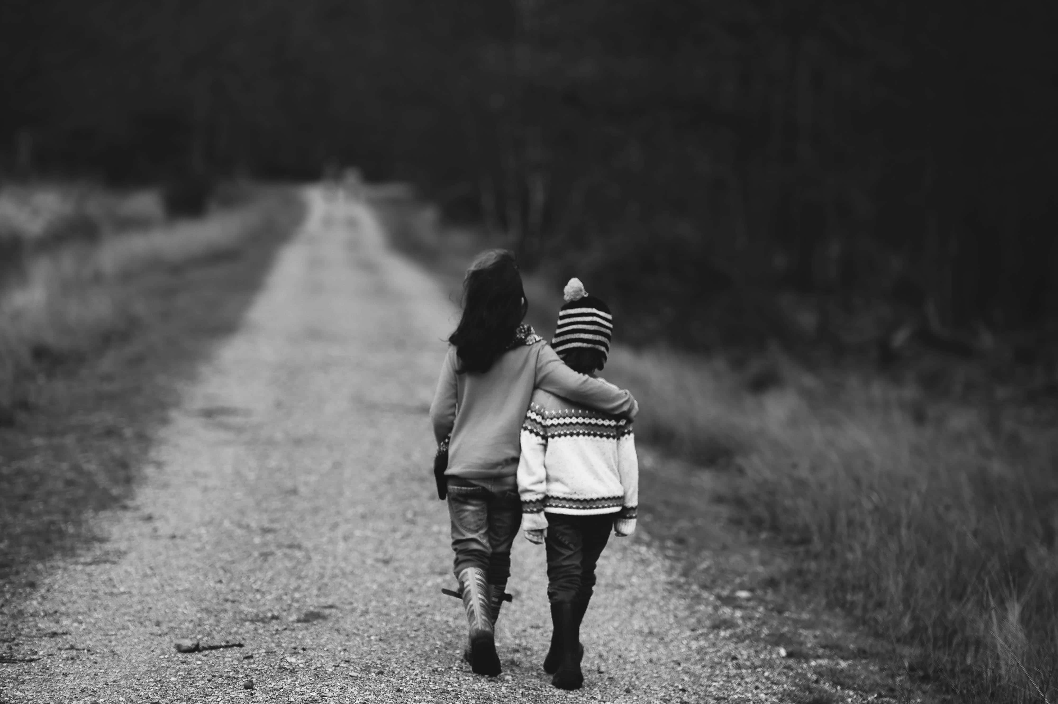 monochrome photography, sweet cute sisters, gravel path, 4K Desktop Wallpaper
