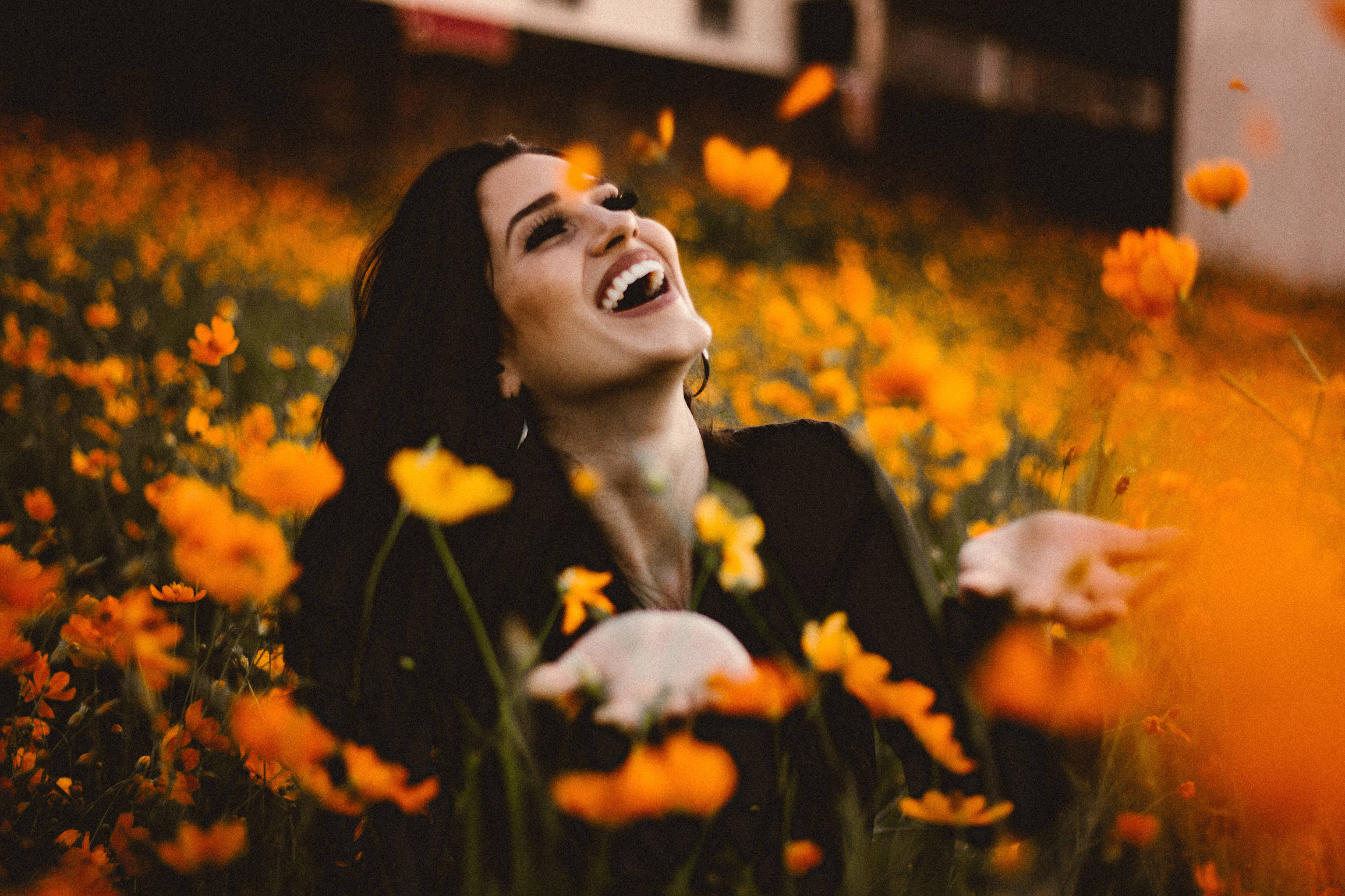 cute smile woman, yellow flowers, sunlit field, 4K Desktop Wallpaper