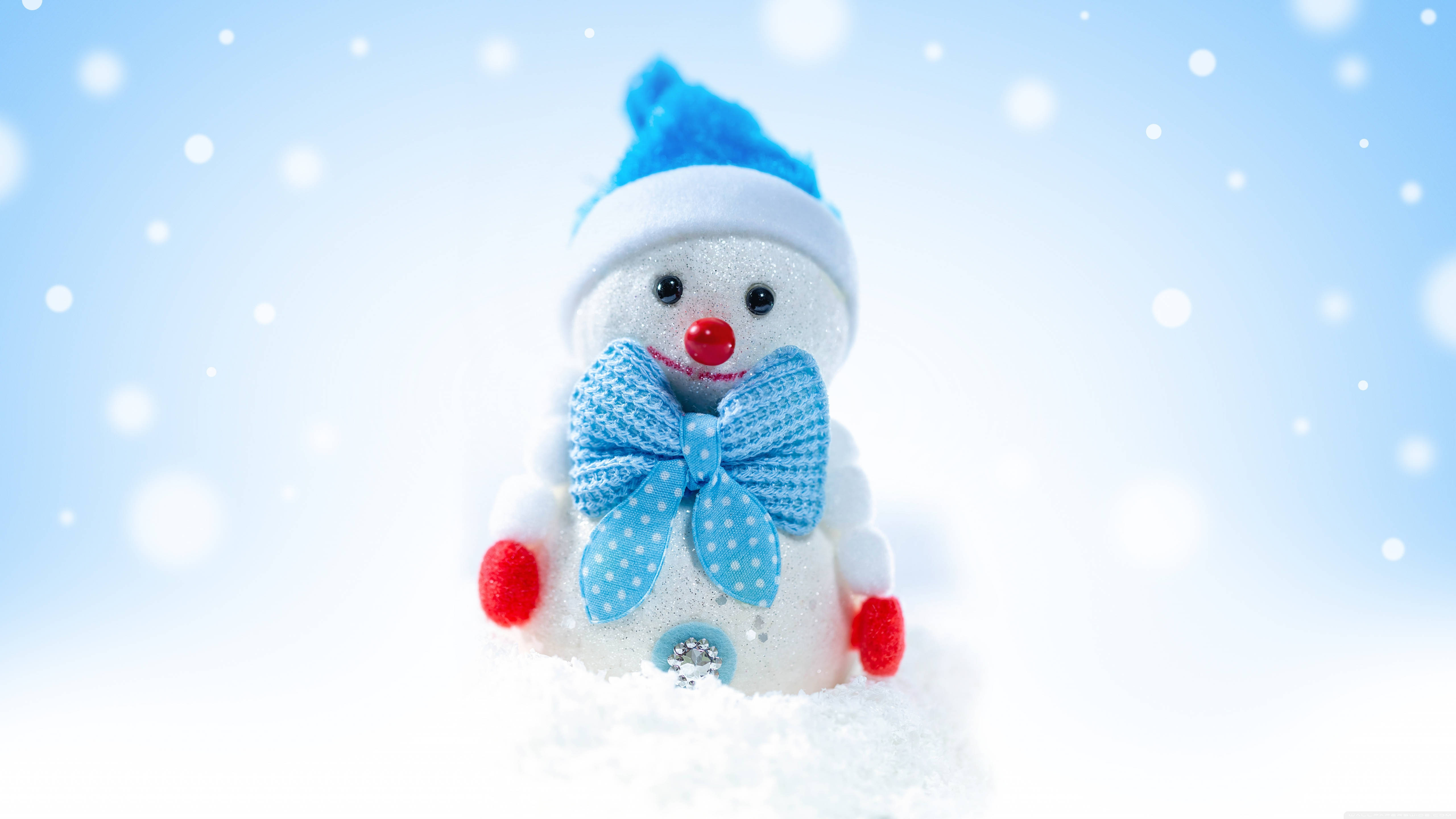 snowman toy, blue hat, scarf, 5K Desktop Wallpaper