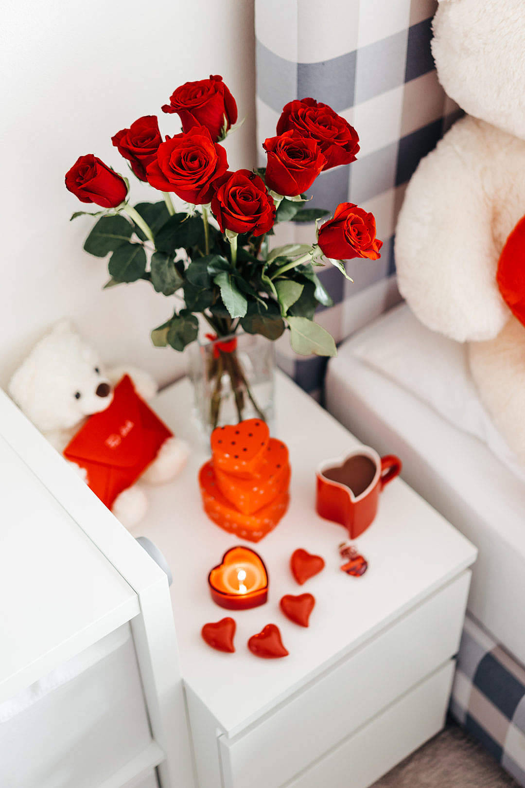 teddy bears, red roses, heart-shaped candles, HD Phone Wallpaper