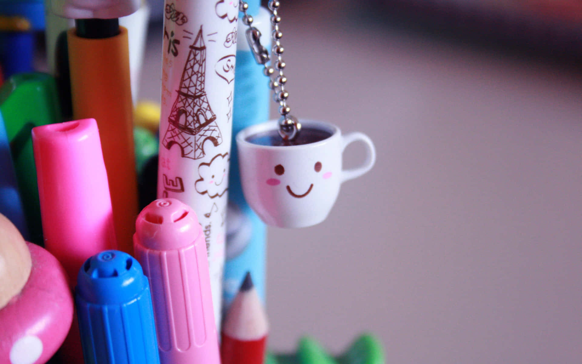 pink marker, pencil, smiling coffee cup keychain, Full HD Desktop Wallpaper