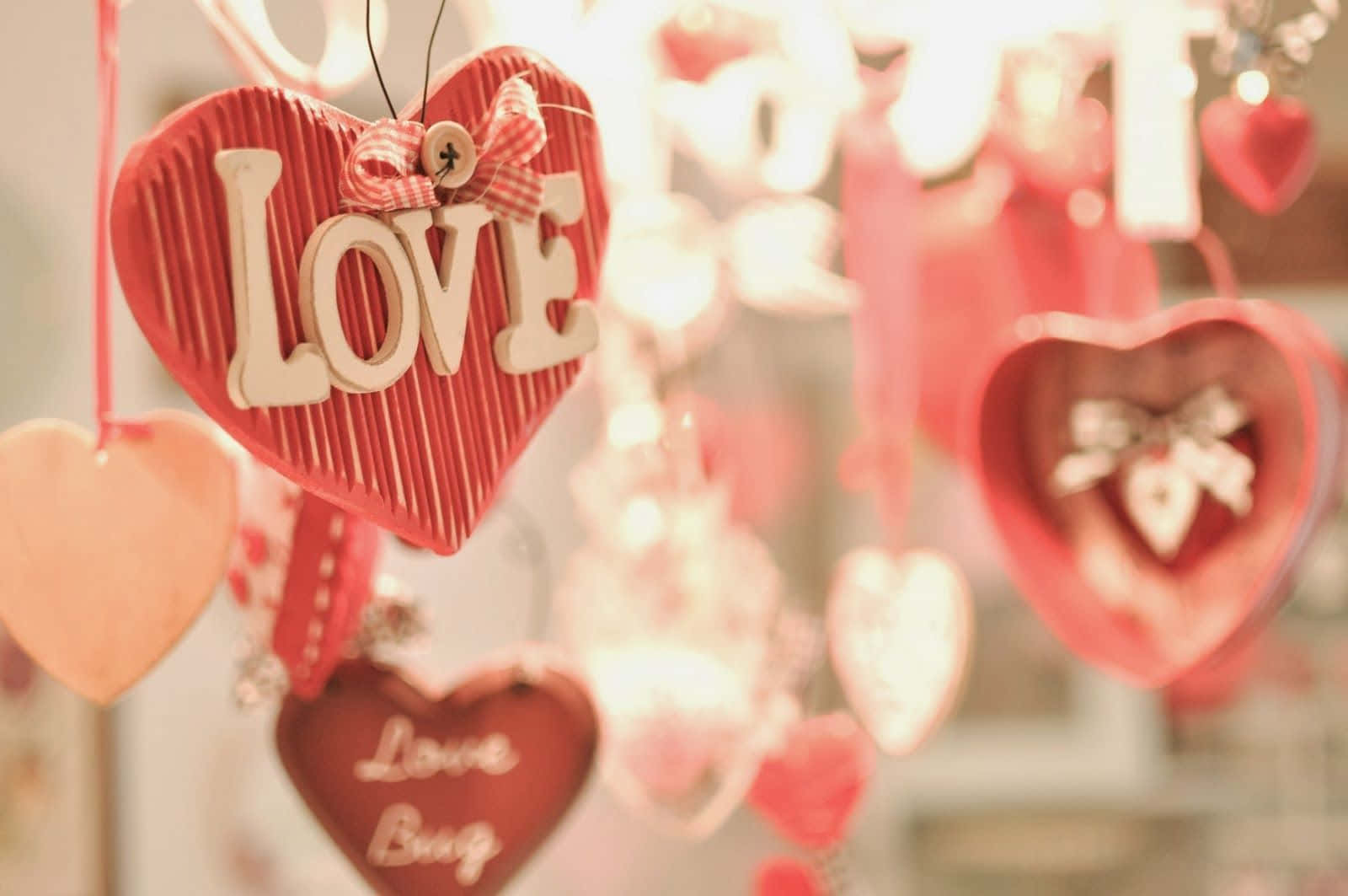 red hearts, LOVE lettering, glow, HD Desktop Wallpaper