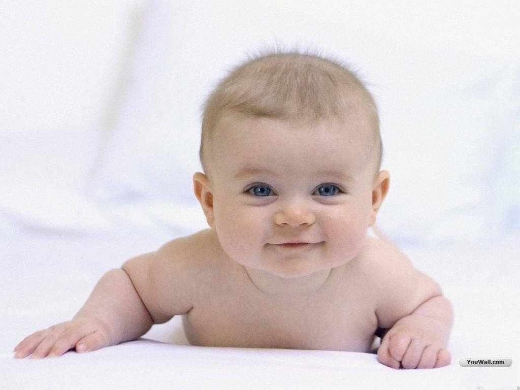 baby boy, white blanket, bright blue eyes, SD Desktop Wallpaper