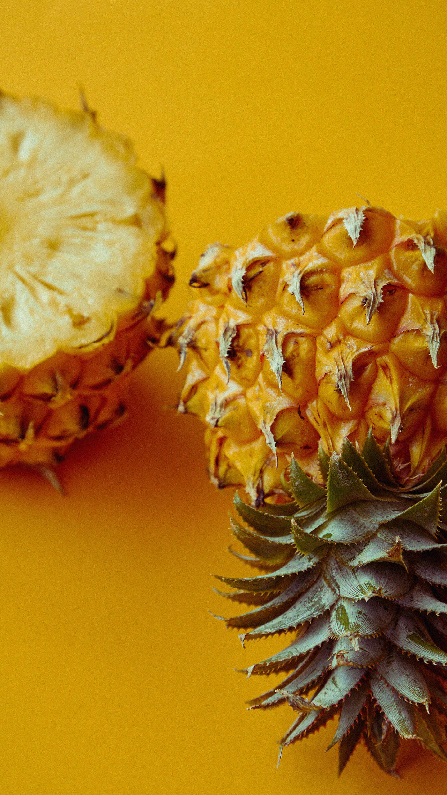 vibrant yellow, pineapple, juicy flesh, 2K Phone Wallpaper