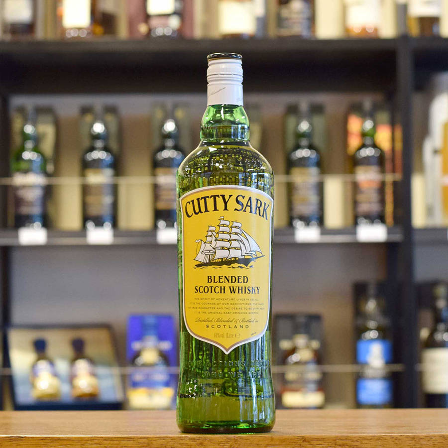 Cutty Sark, blended scotch whisky, green glass bottle, SD Desktop Wallpaper