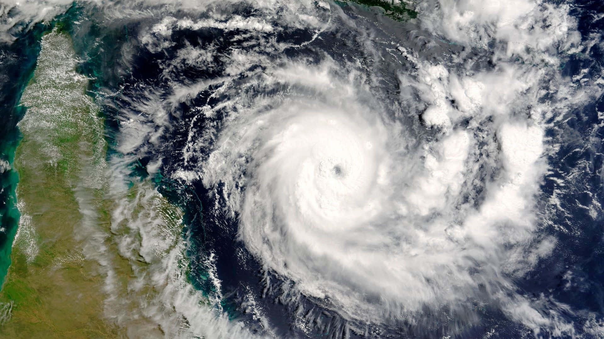 Cyclone, hurricane, eye wall, Full HD Desktop Wallpaper