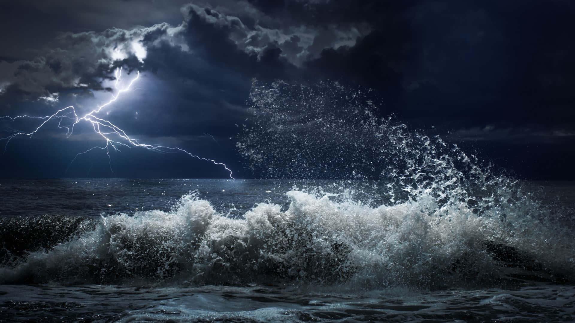Cyclone, stormy sea, crashing waves, Full HD Desktop Wallpaper