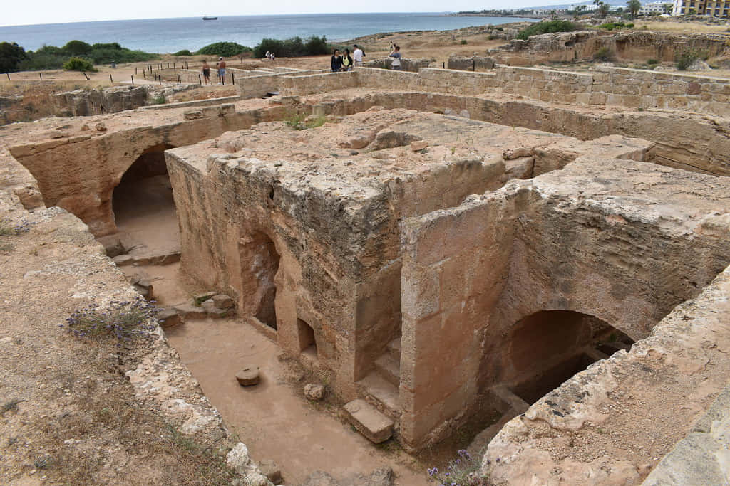 ancient tombs, stone ruins, arched doorways, SD Desktop Wallpaper