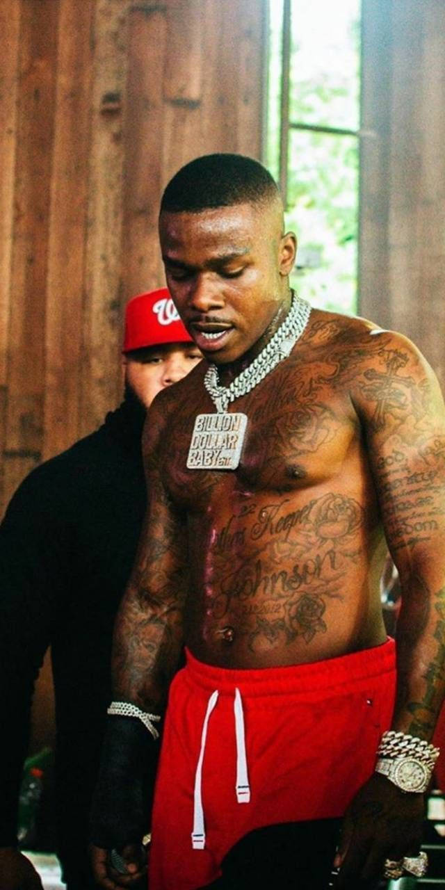 DaBaby Phone, red shorts, diamond chain, HD Phone Wallpaper