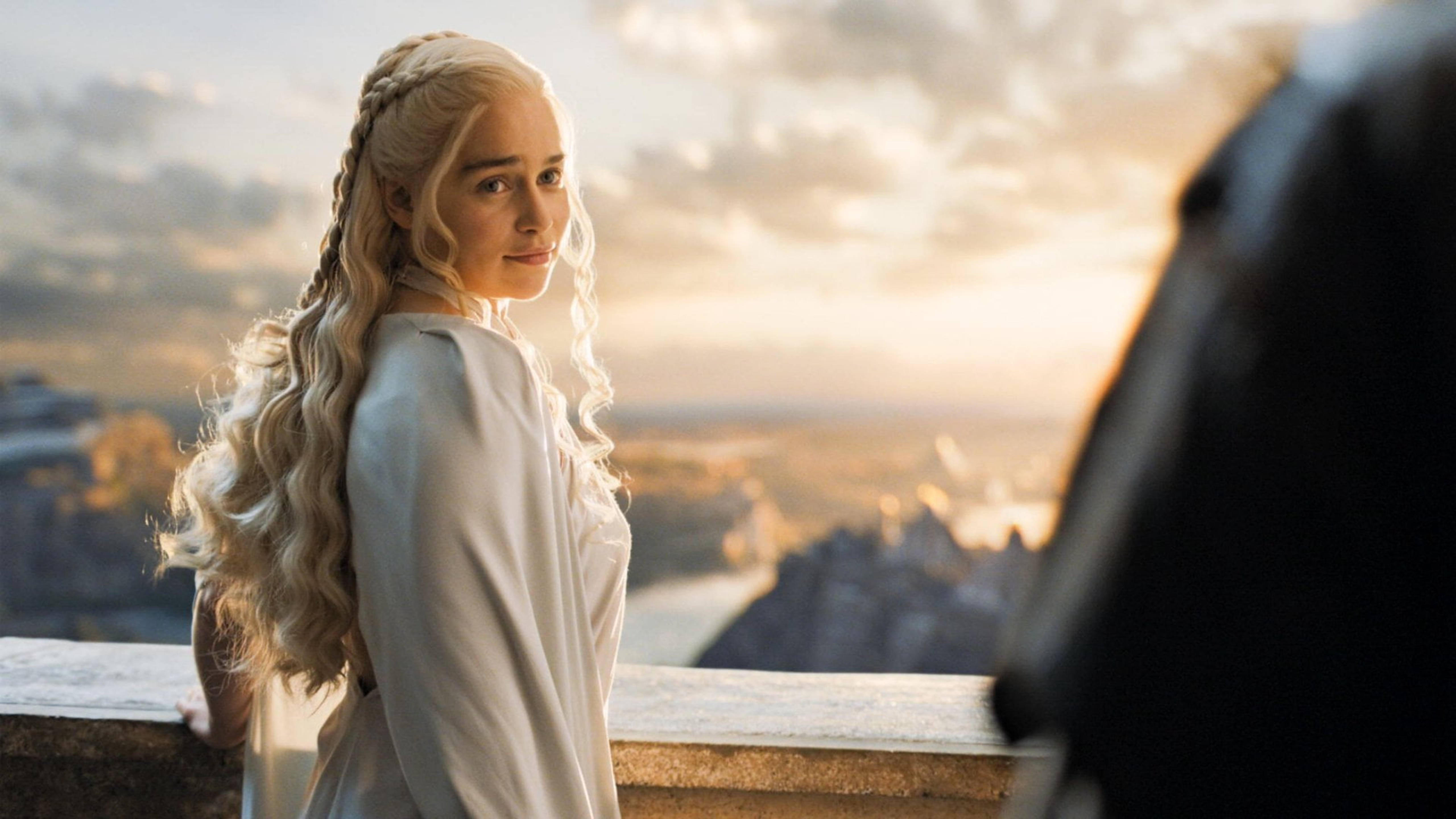 Daenerys Targaryen, balcony, golden sunset, 5K Desktop Wallpaper
