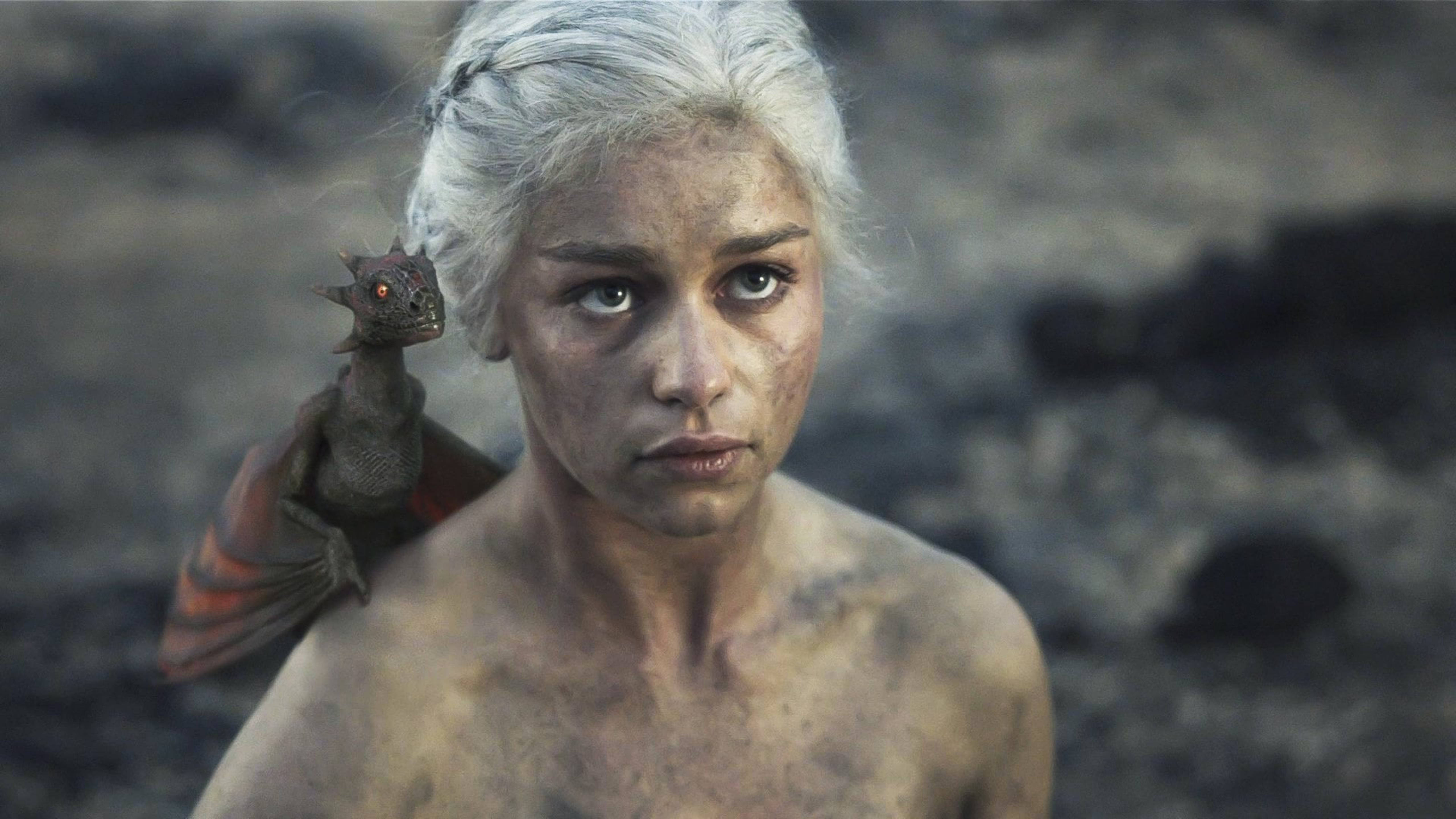 Daenerys Targaryen, baby dragon, white hair, 5K Desktop Wallpaper