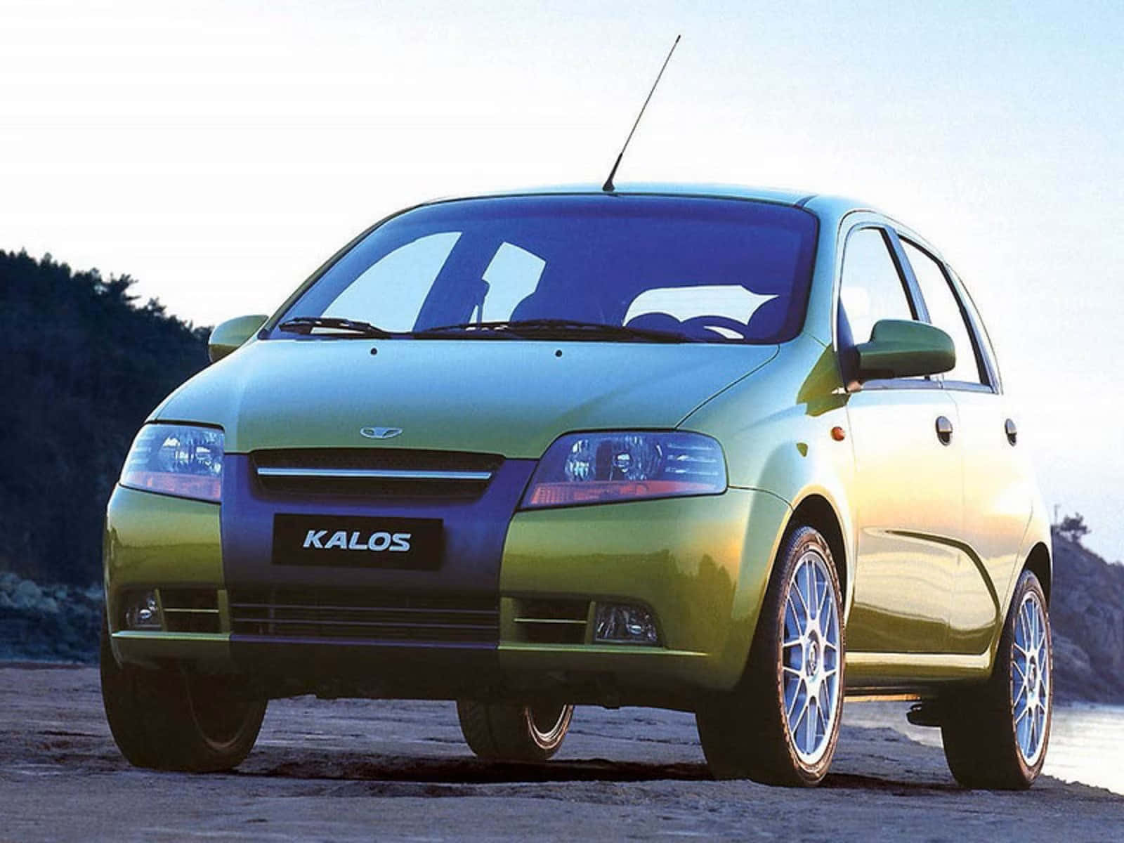 Daewoo Kalos, vibrant green, hatchback, HD Desktop Wallpaper