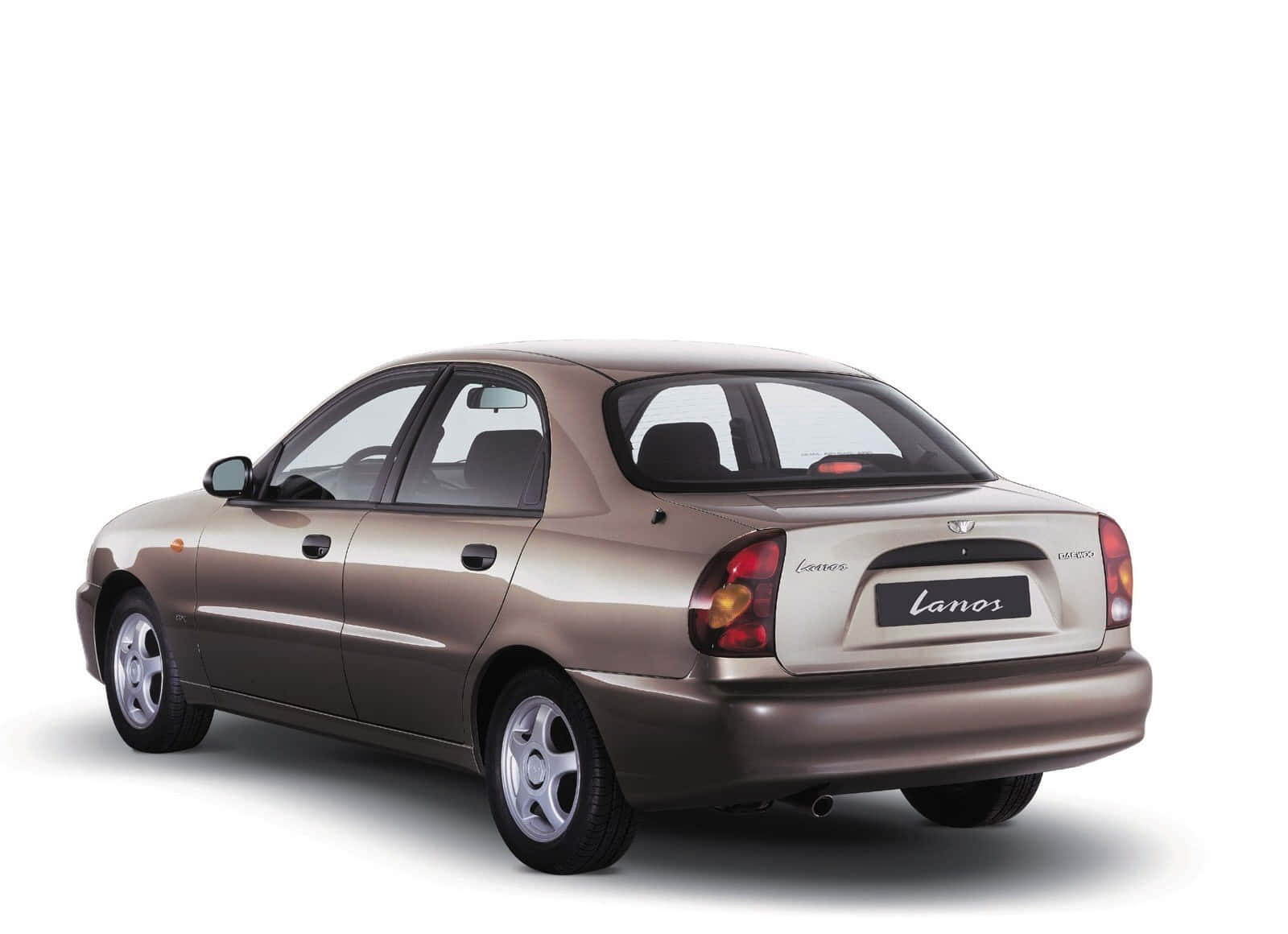 Daewoo Lanos, metallic beige, three-quarter rear view, HD Desktop Wallpaper