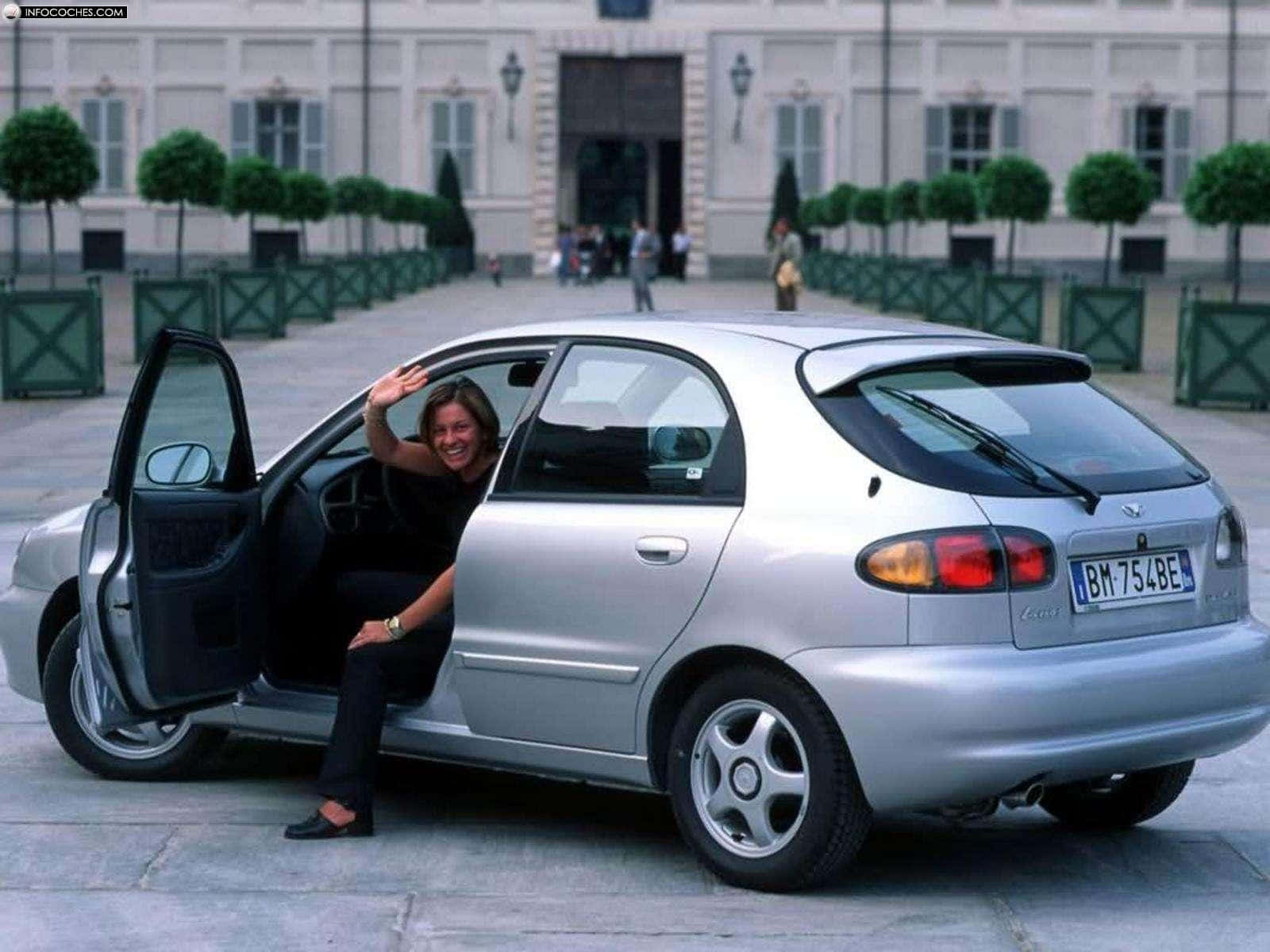 Daewoo, silver hatchback, classical building, HD Desktop Wallpaper
