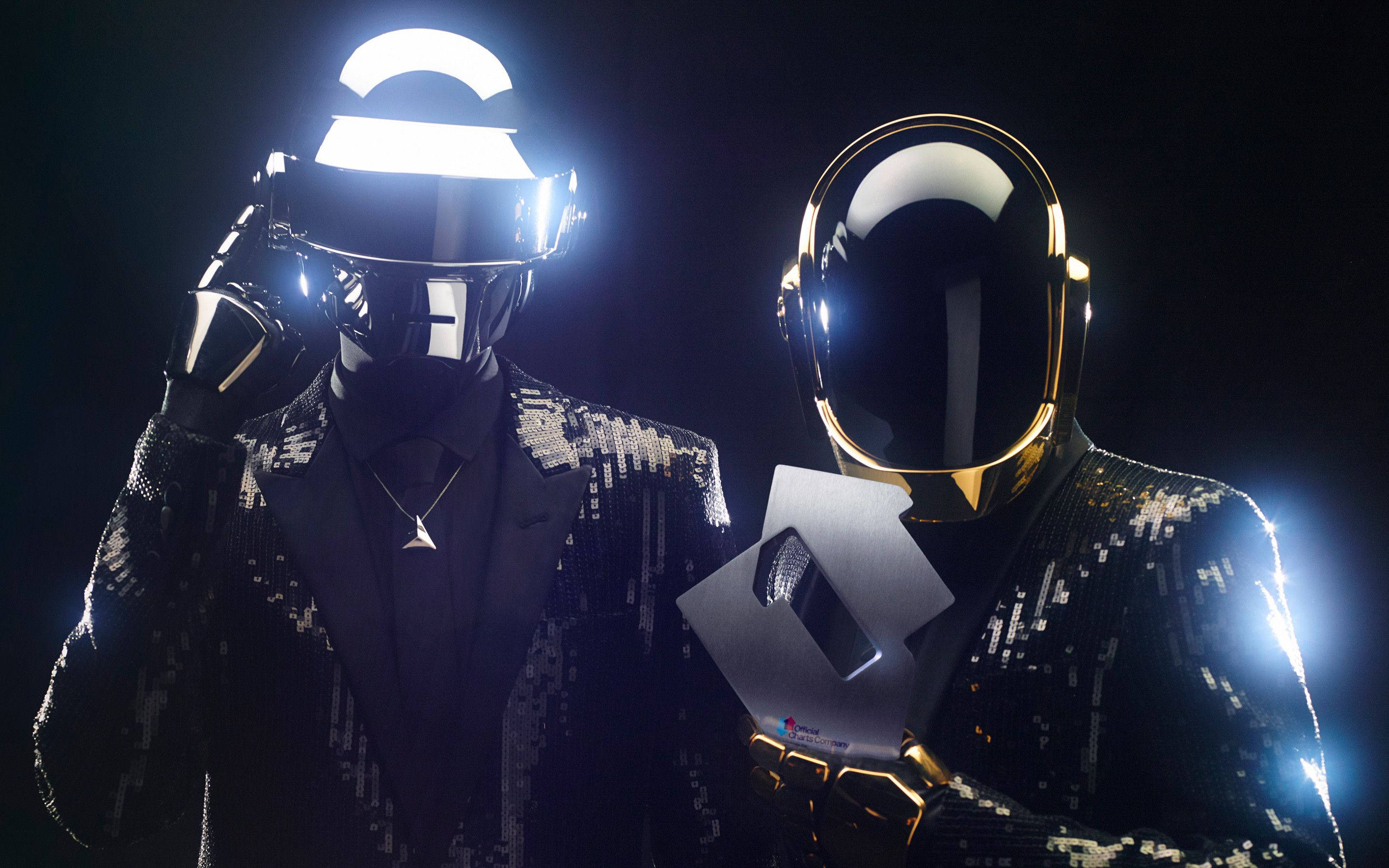 Daft Punk, iconic helmets, glittering suits, 2K Desktop Wallpaper