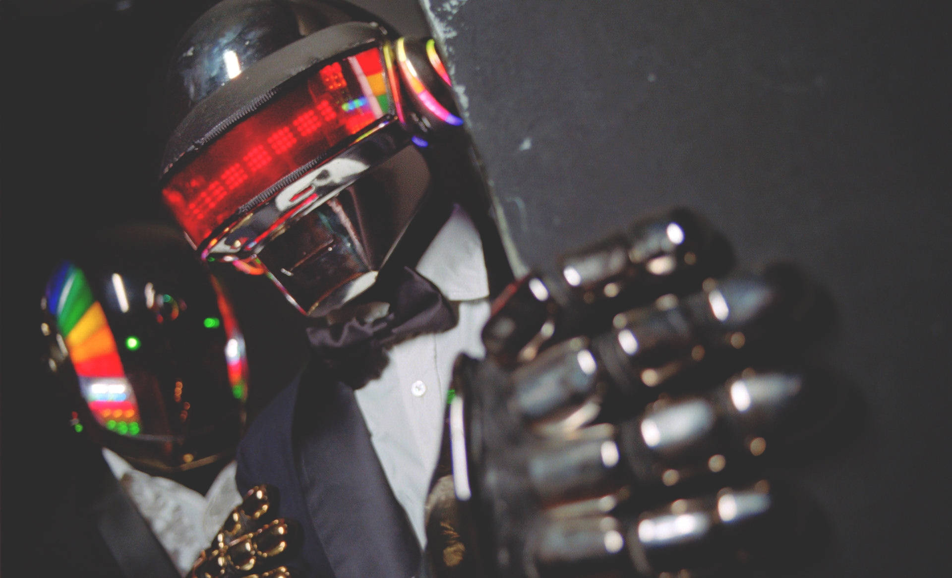Daft Punk, futuristic helmets, glowing red lights, Full HD Desktop Wallpaper