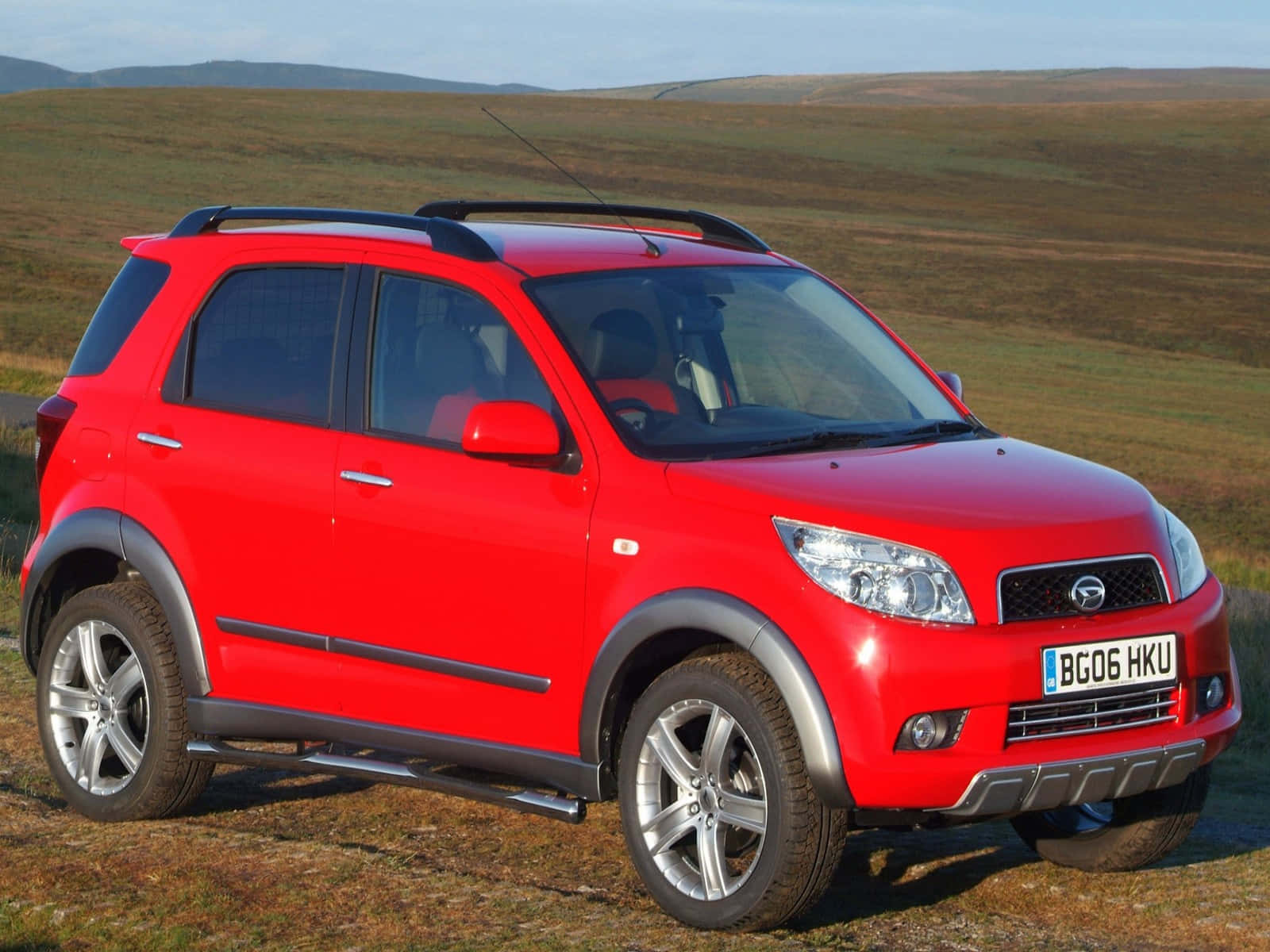 Daihatsu Terios, vibrant red, SUV, HD Desktop Wallpaper