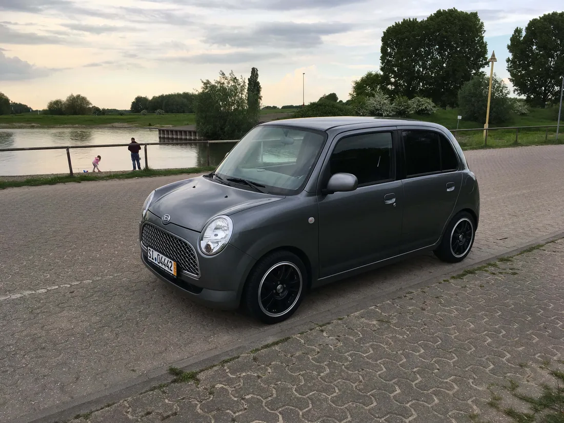 Daihatsu Trevis