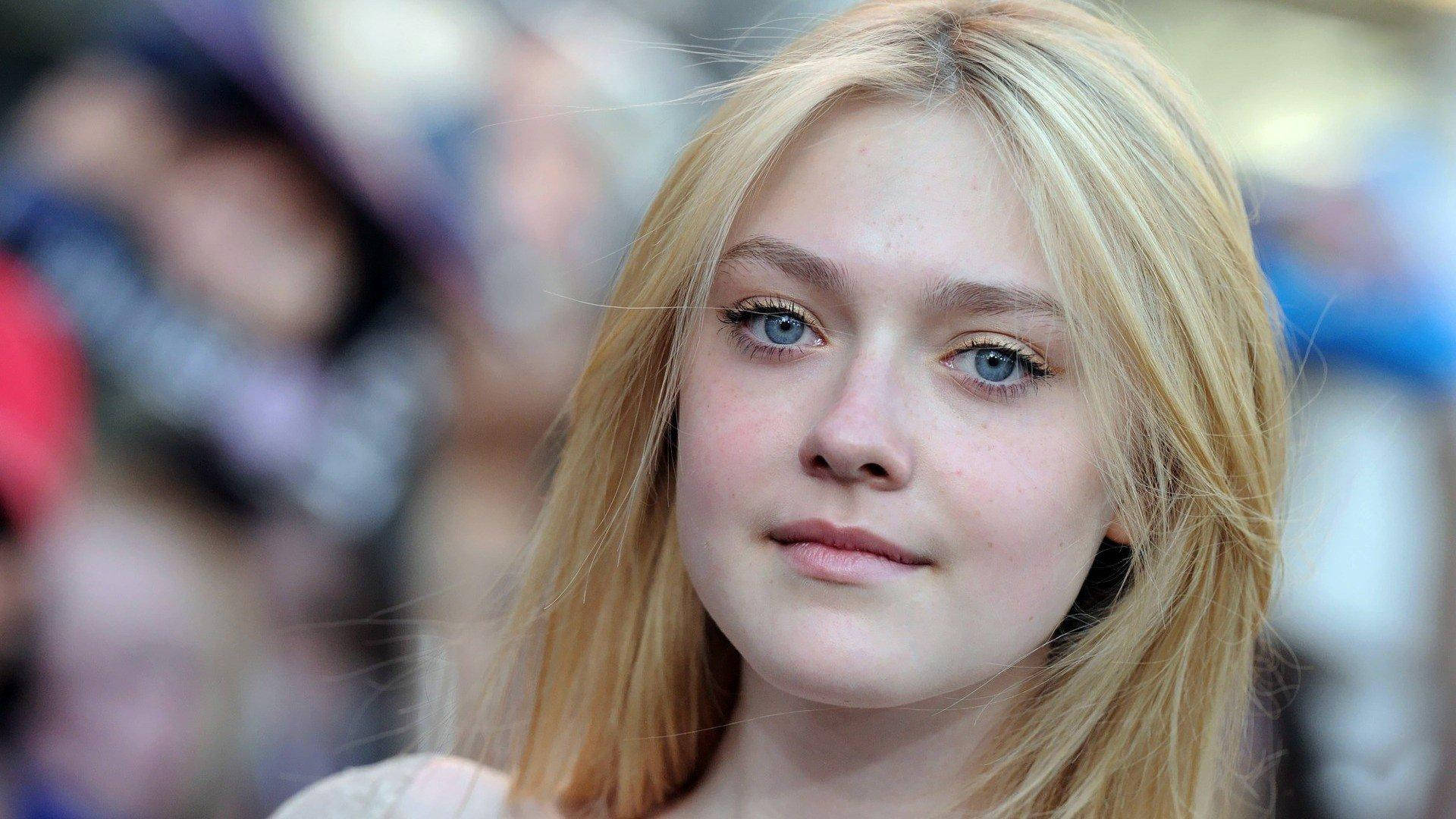 Dakota Fanning, blonde hair, blue eyes, Full HD Desktop Wallpaper
