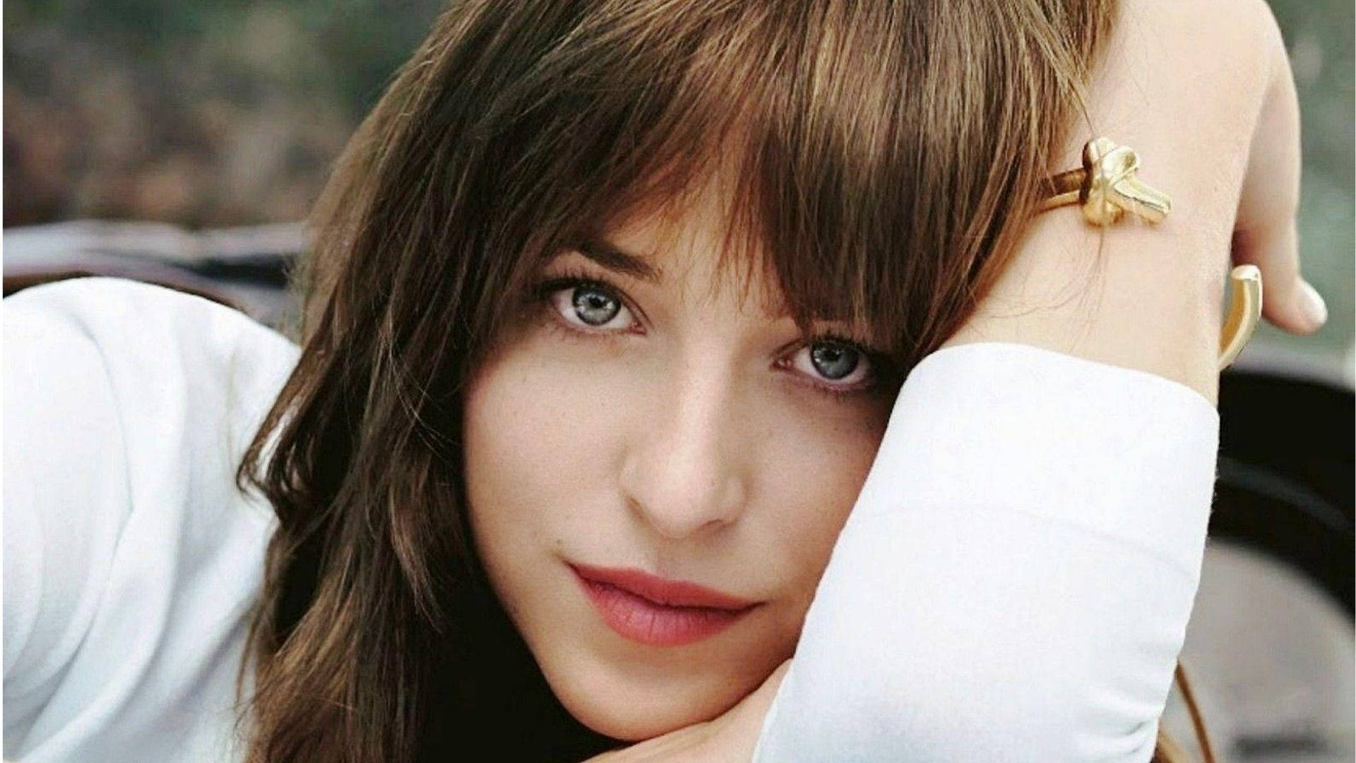 Dakota Johnson, brown hair, blue eyes, Full HD Desktop Wallpaper
