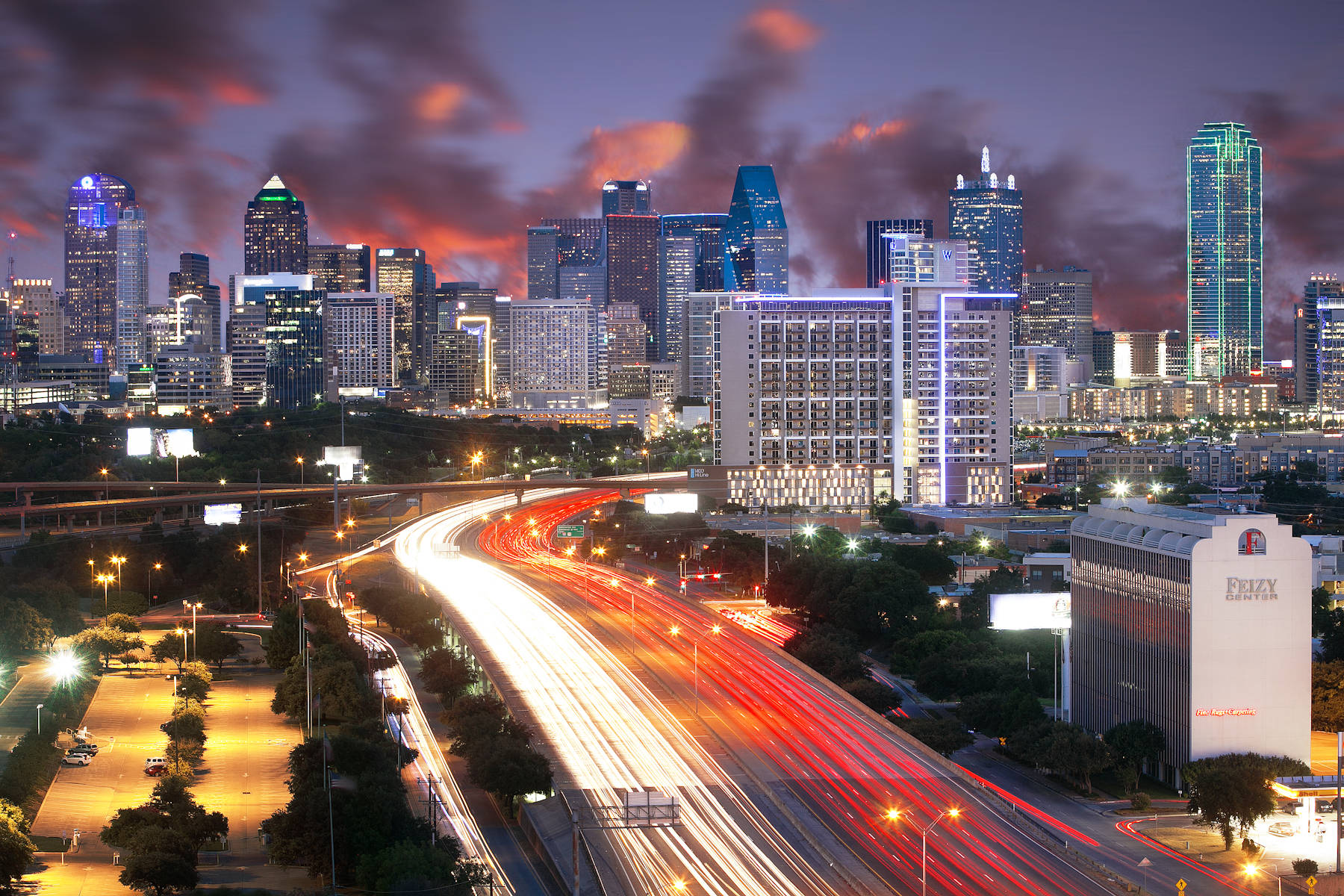 Dallas Skyline, orange and gray clouds, dusk, HD Desktop Wallpaper