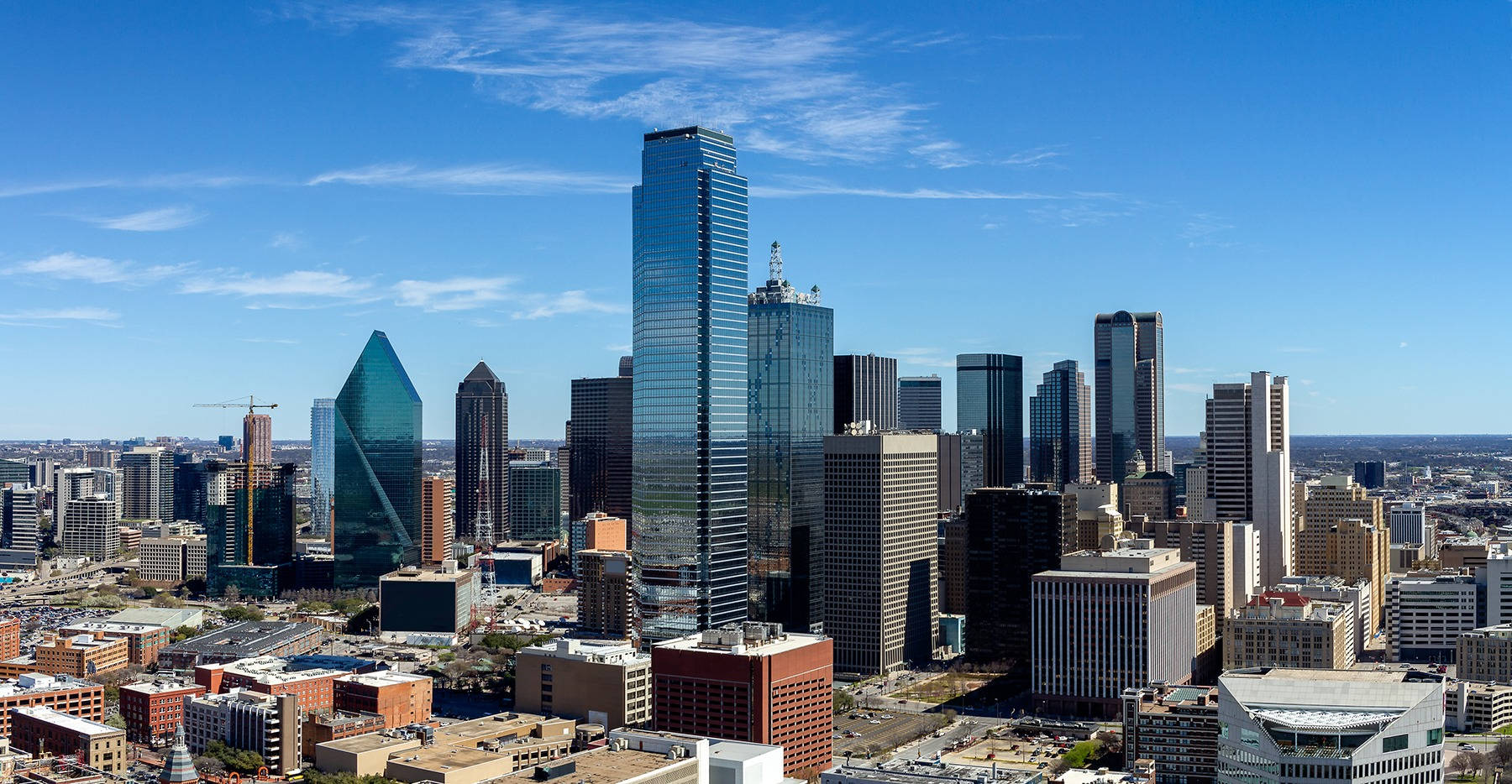 Dallas Skyline, glass skyscrapers, clear blue sky, HD Desktop Wallpaper
