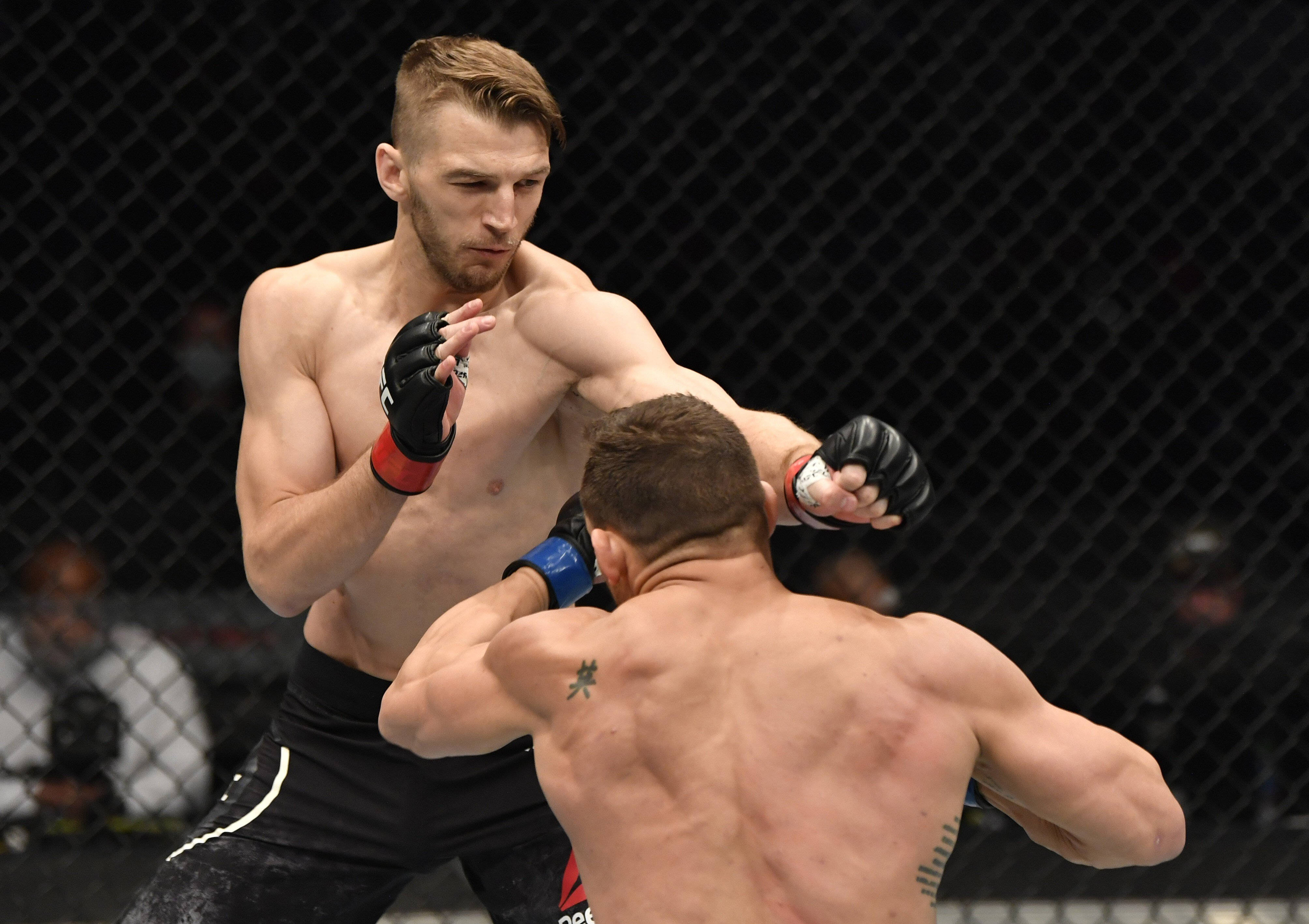 Dan Hooker, cage, punch, 4K Desktop Wallpaper