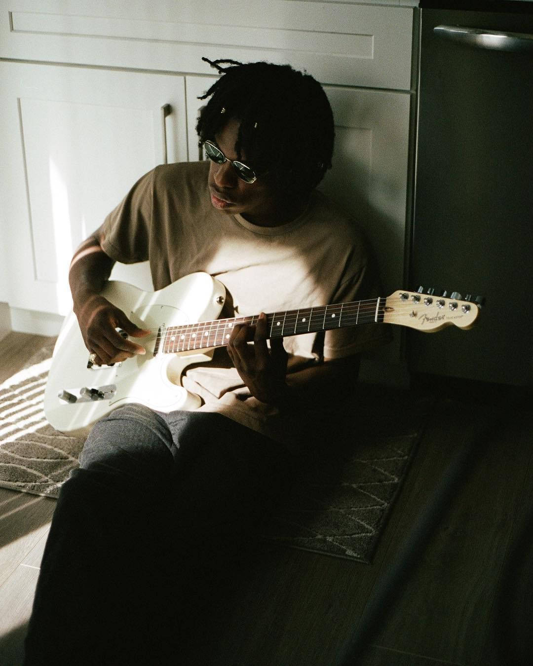 Daniel Caesar, dreadlocks, sunglasses, HD Phone Wallpaper