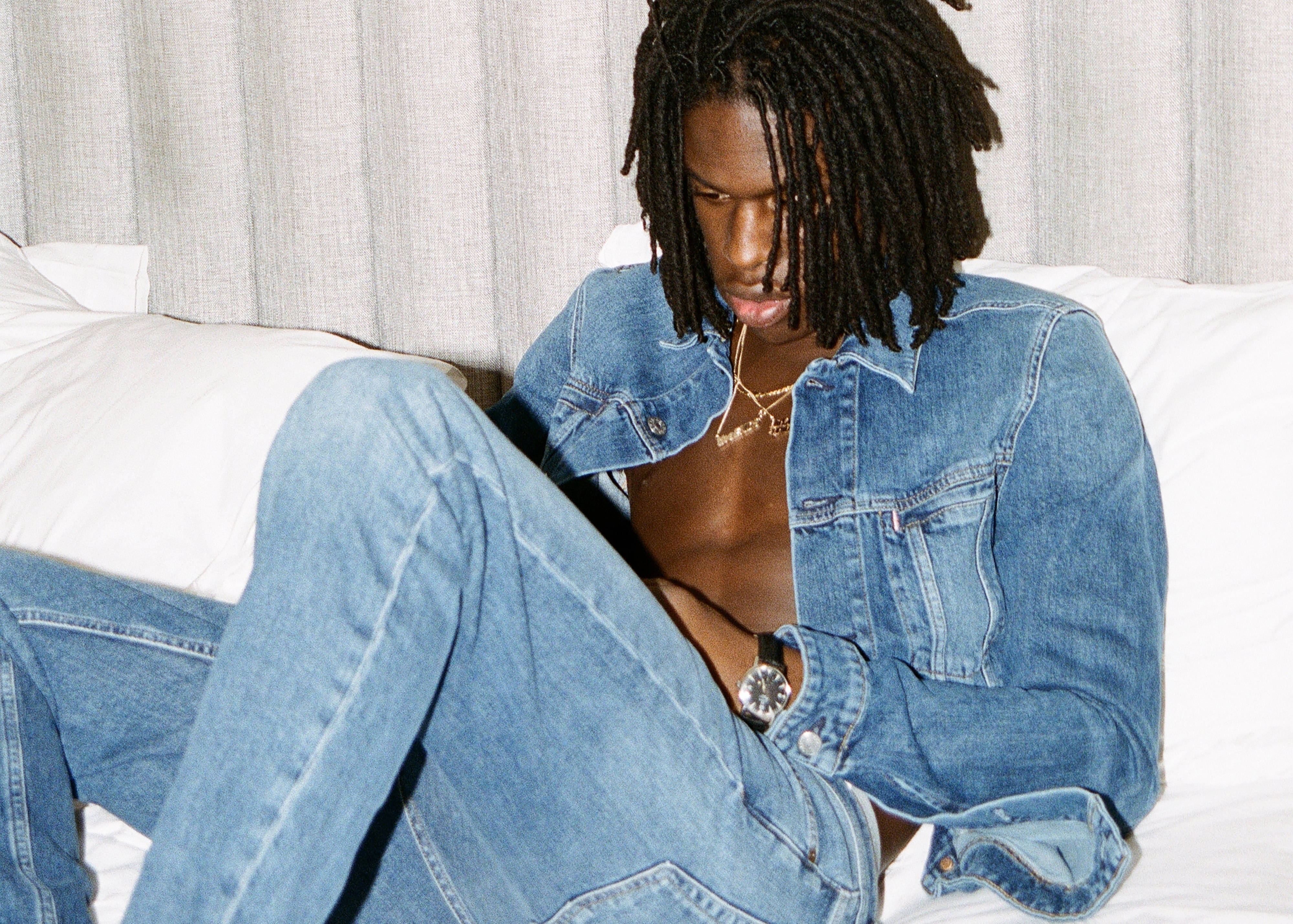 Daniel Caesar, denim jacket, jeans, 4K Desktop Wallpaper