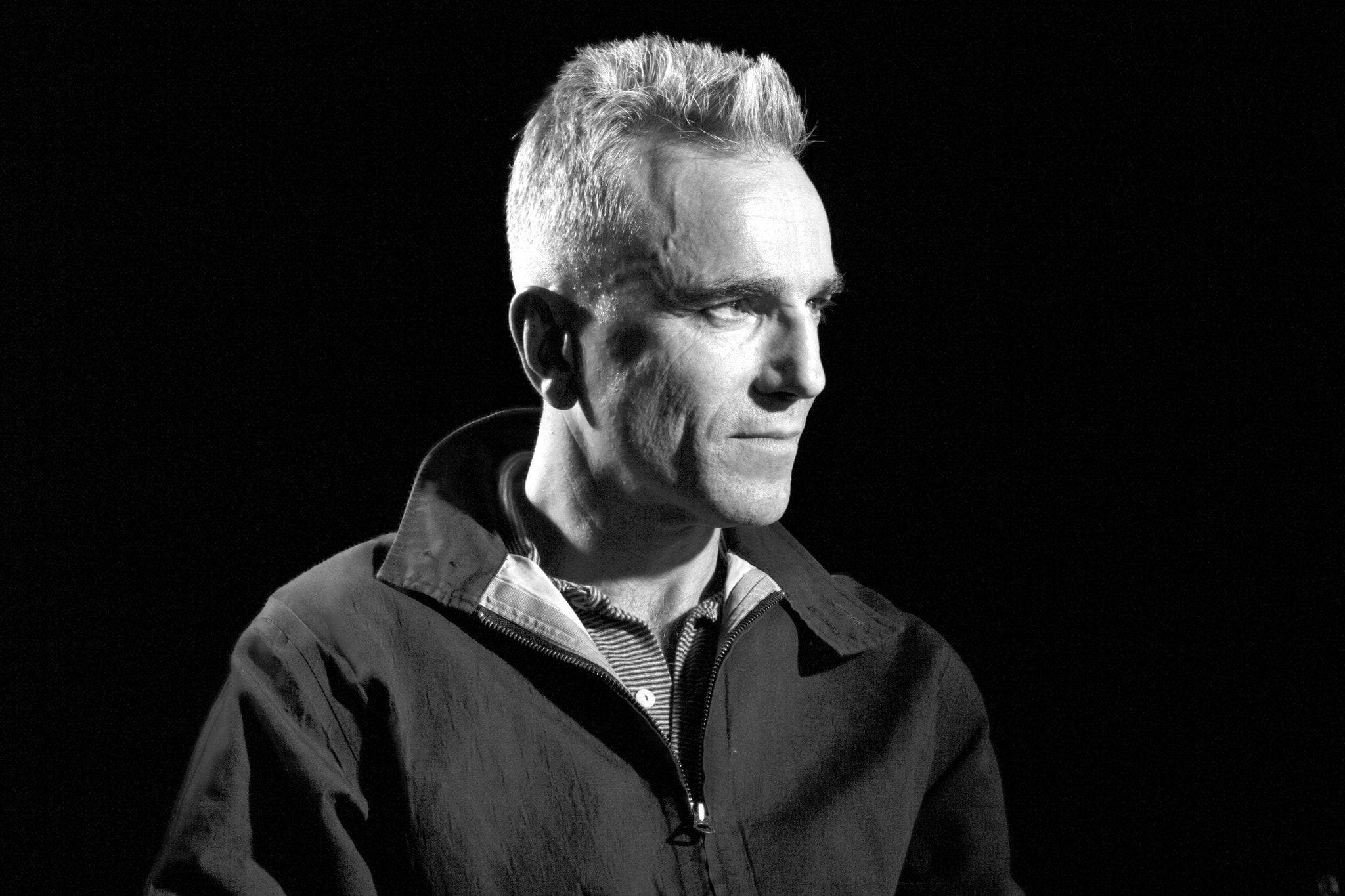 Daniel Day-Lewis, black and white portrait, short gray hair, Full HD Desktop Wallpaper